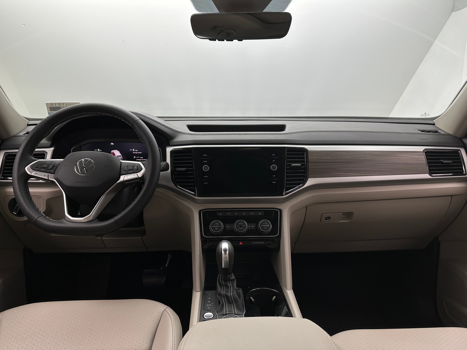 Thumbnail: 2023 Volkswagen Atlas - 2