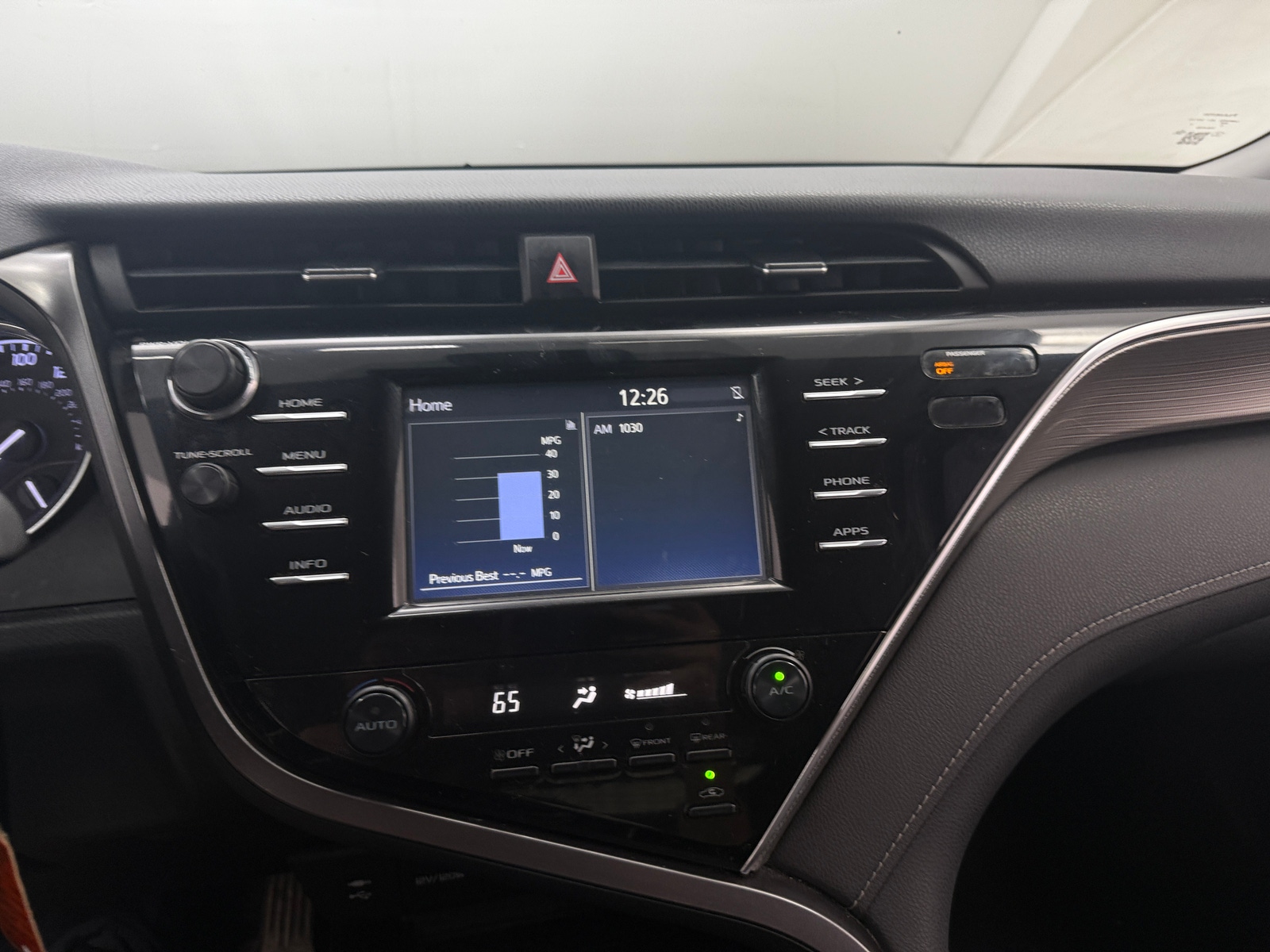 Thumbnail: 2018 Toyota Camry - 4