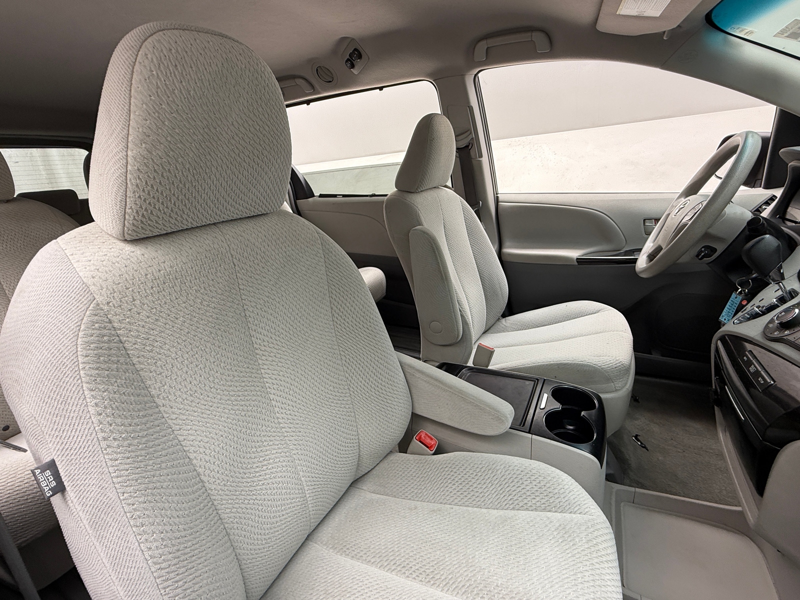 Thumbnail: 2012 Toyota Sienna - 2
