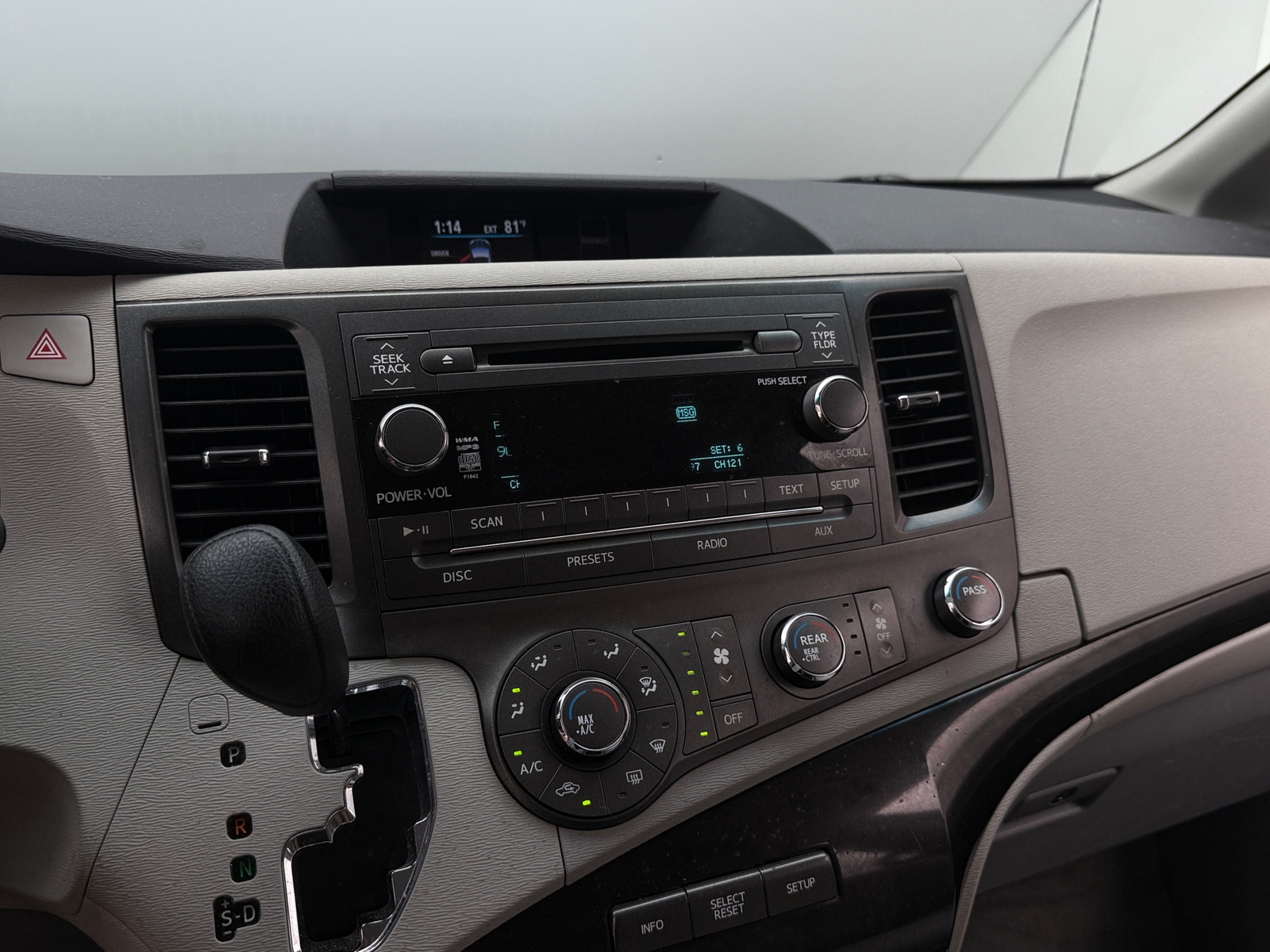 Thumbnail: 2012 Toyota Sienna - 4