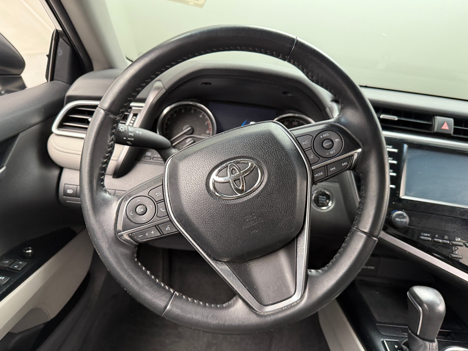 Thumbnail: 2018 Toyota Camry - 4