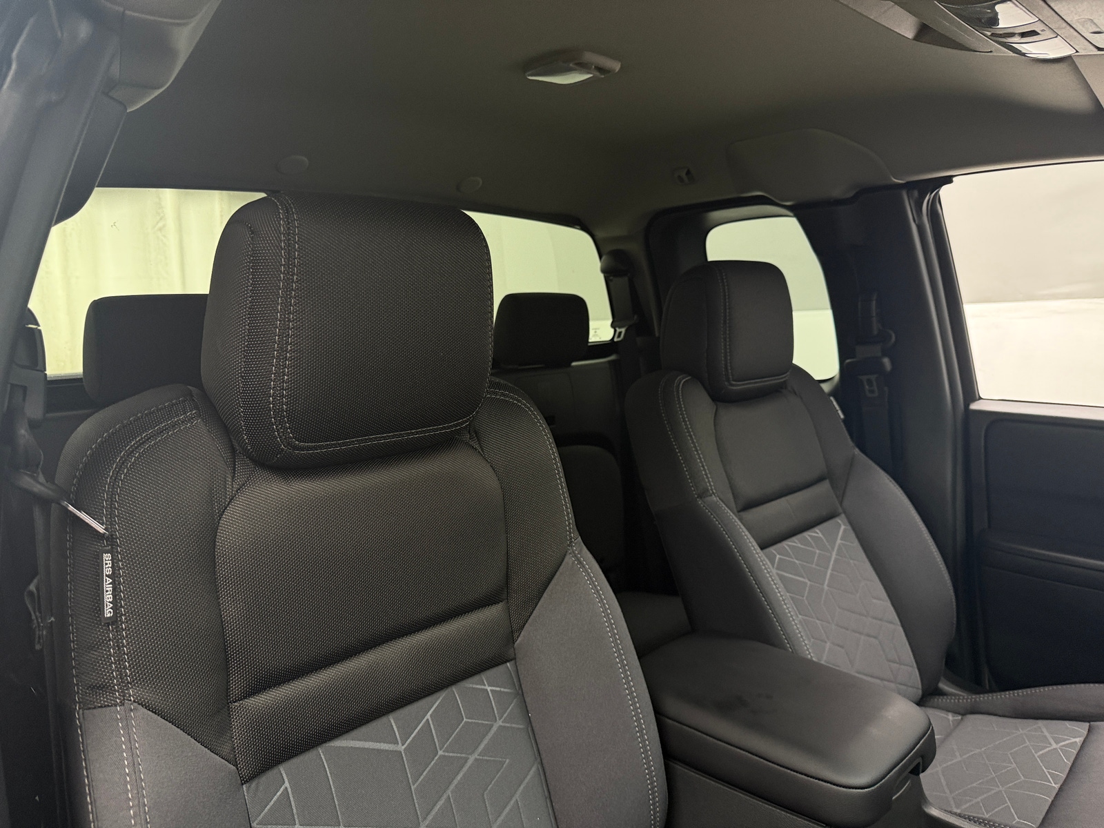 Thumbnail: 2025 Nissan Frontier - 2