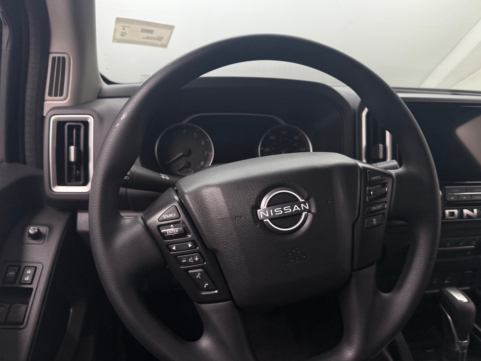 Thumbnail: 2025 Nissan Frontier - 4