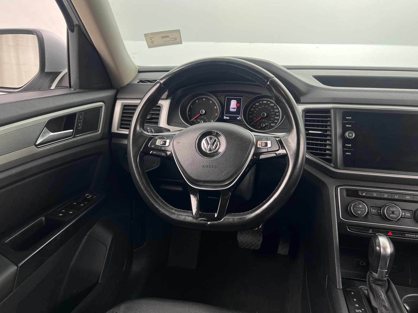 Thumbnail: 2019 Volkswagen Atlas - 4