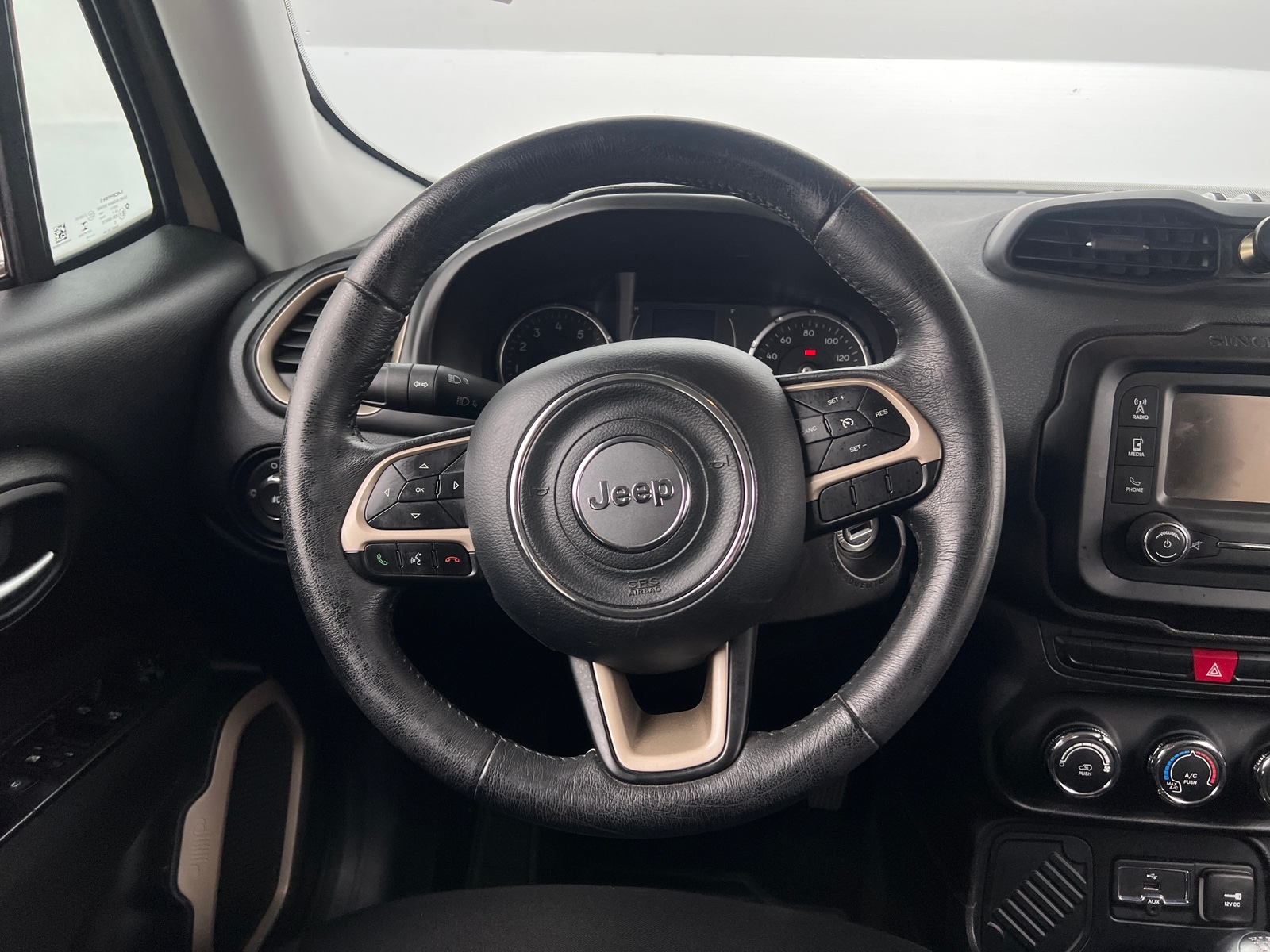 Thumbnail: 2015 Jeep Renegade - 5