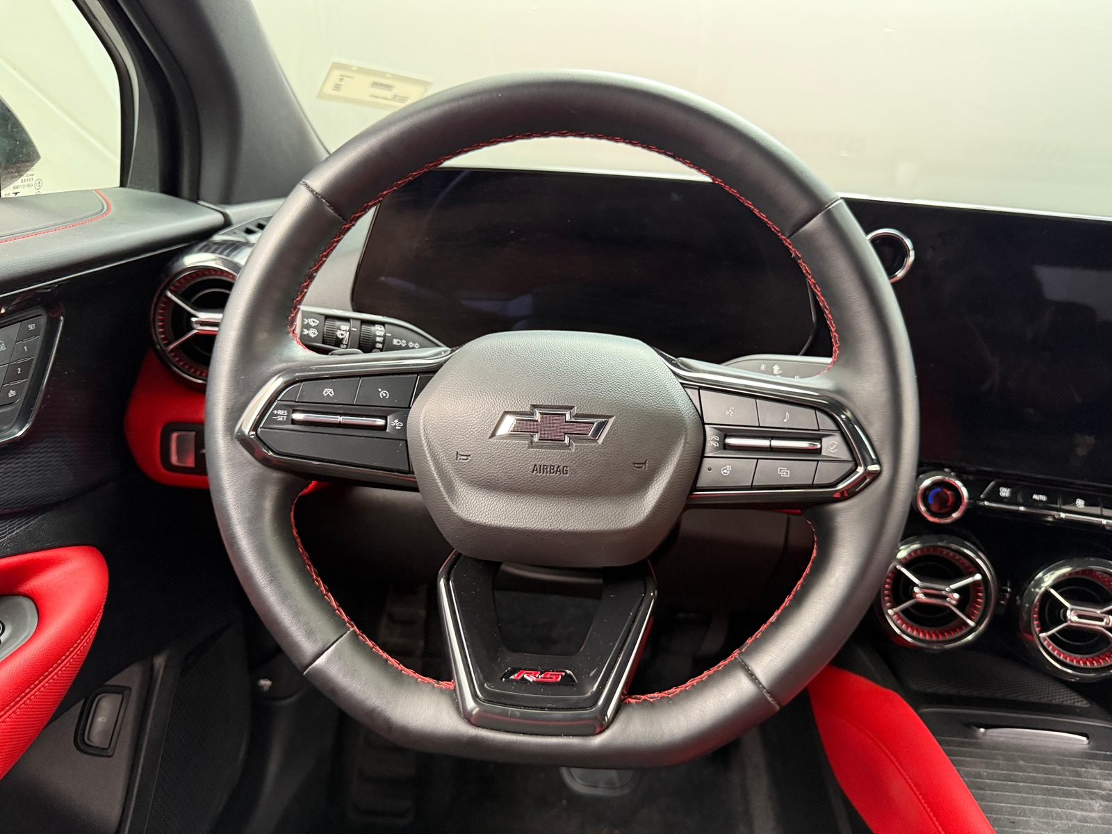 Thumbnail: 2024 Chevrolet Blazer EV - 4