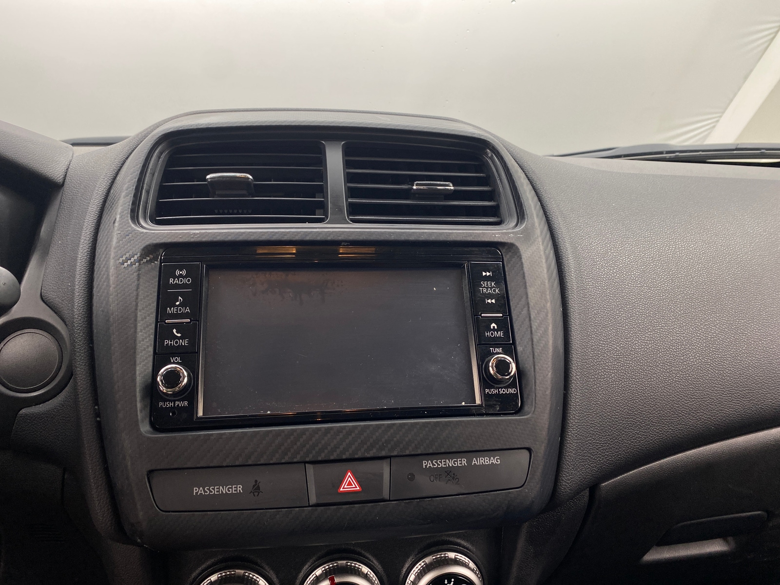 Thumbnail: 2024 Mitsubishi Outlander Sport - 4