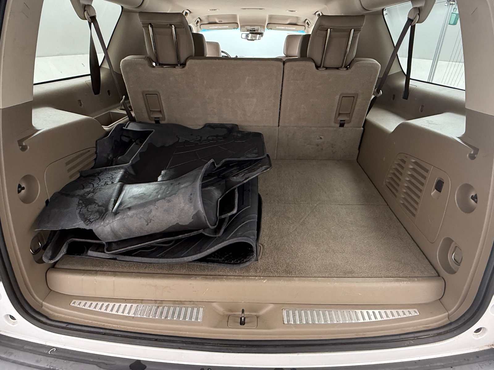 Thumbnail: 2019 Chevrolet Suburban - 6
