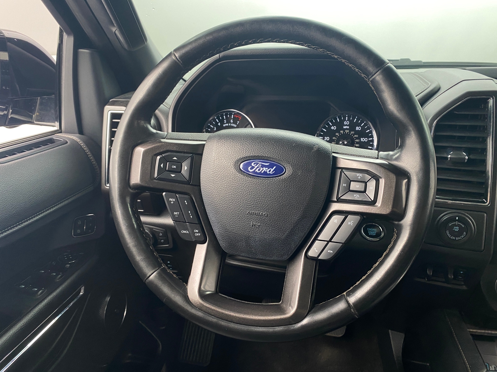 Thumbnail: 2021 Ford Expedition MAX - 4