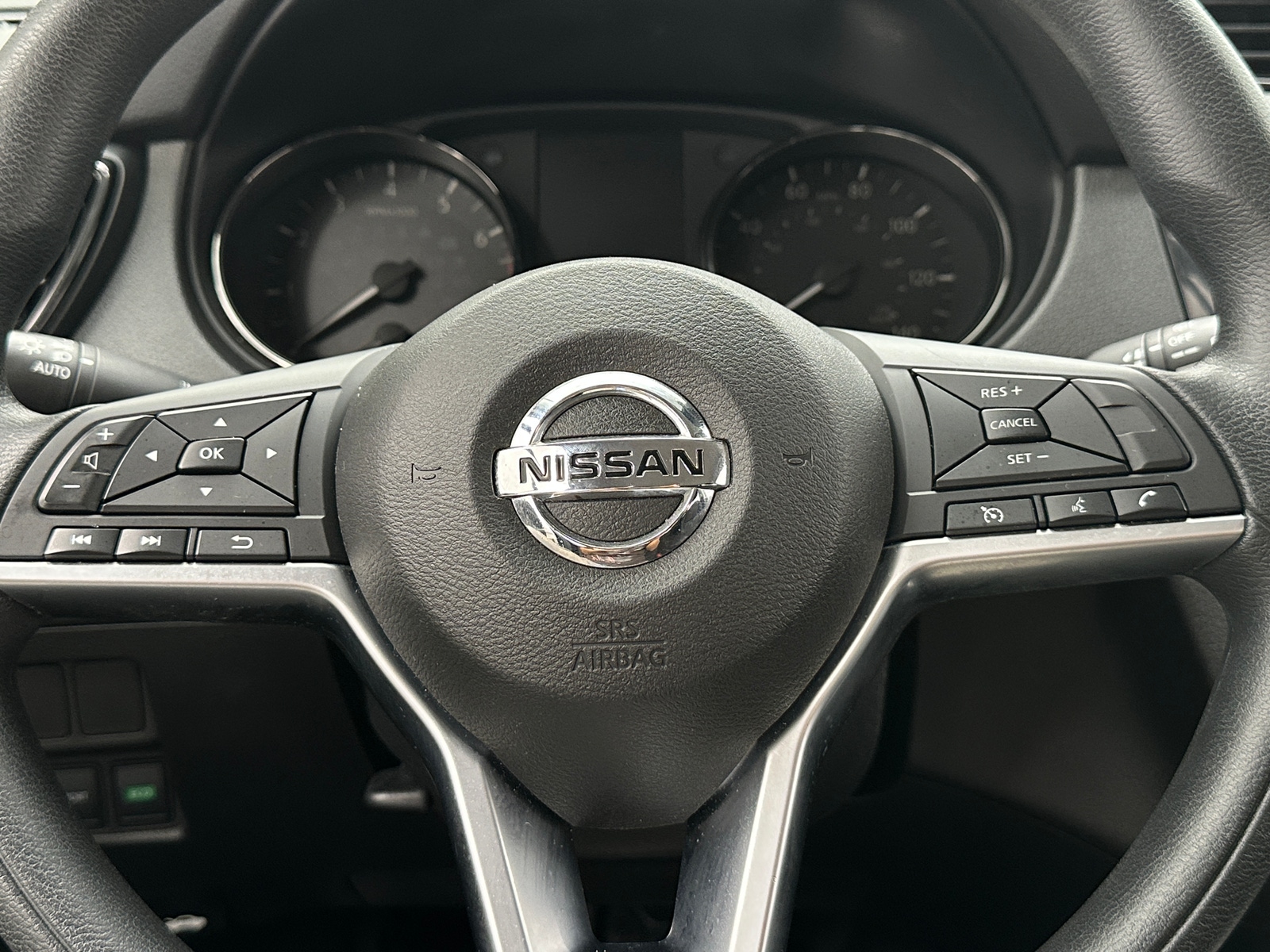 Thumbnail: 2020 Nissan Rogue Sport - 5