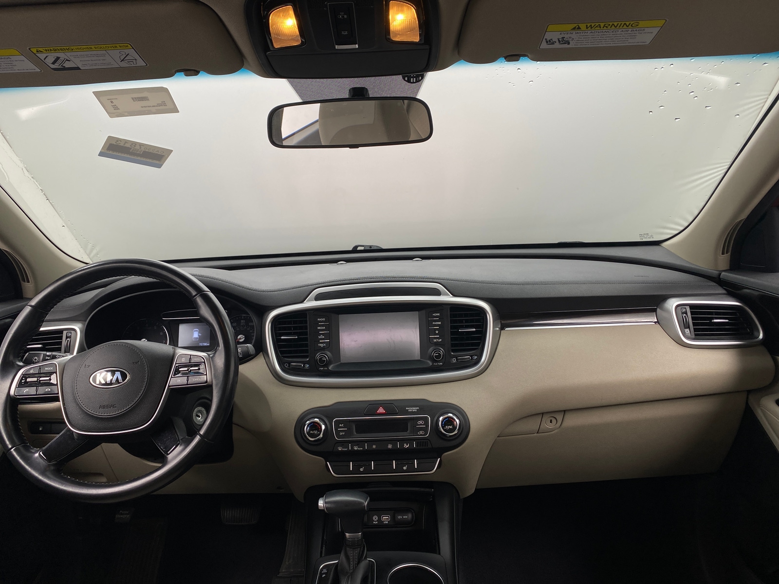 Thumbnail: 2020 Kia Sorento - 3
