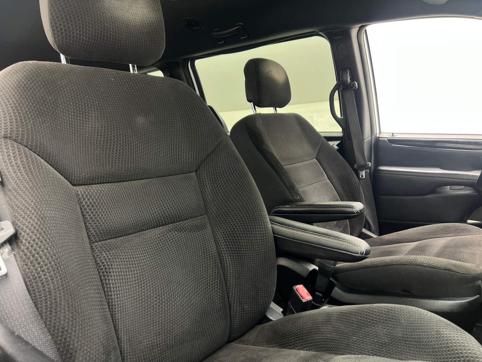 Thumbnail: 2018 Dodge Grand Caravan - 2