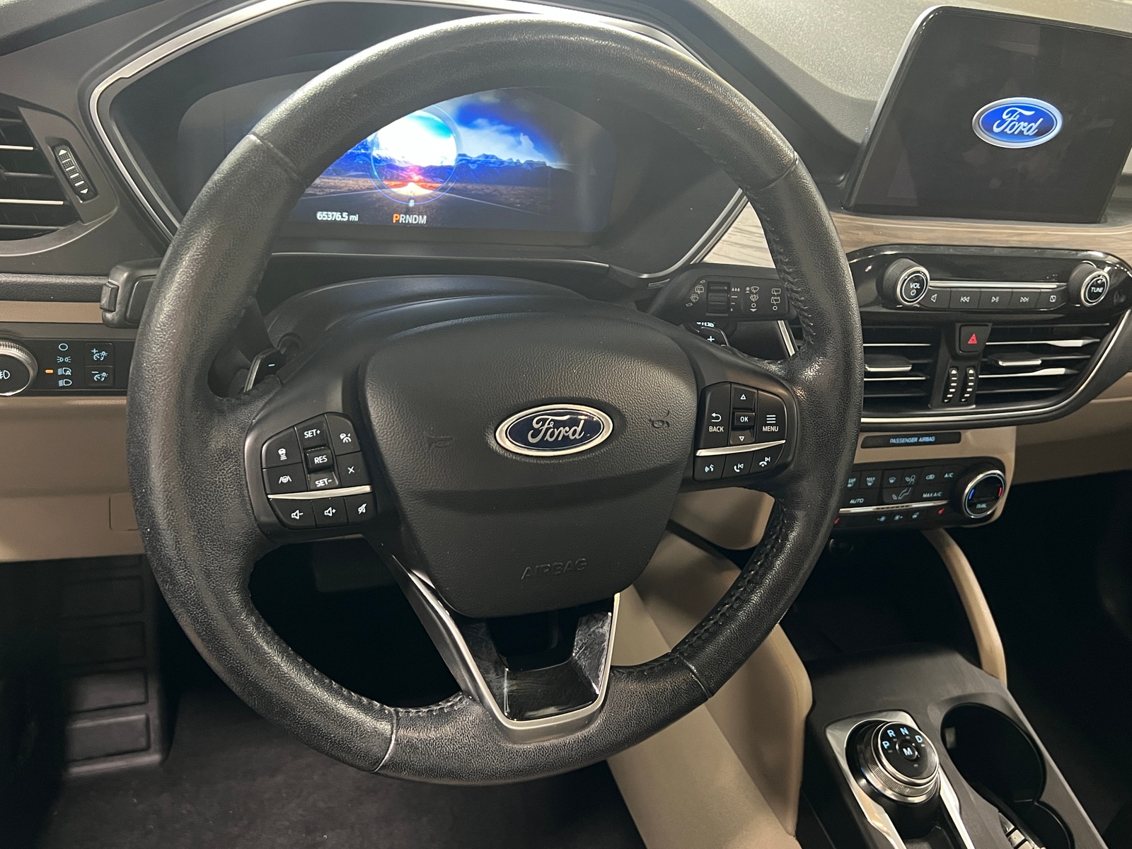 Thumbnail: 2020 Ford Escape - 4
