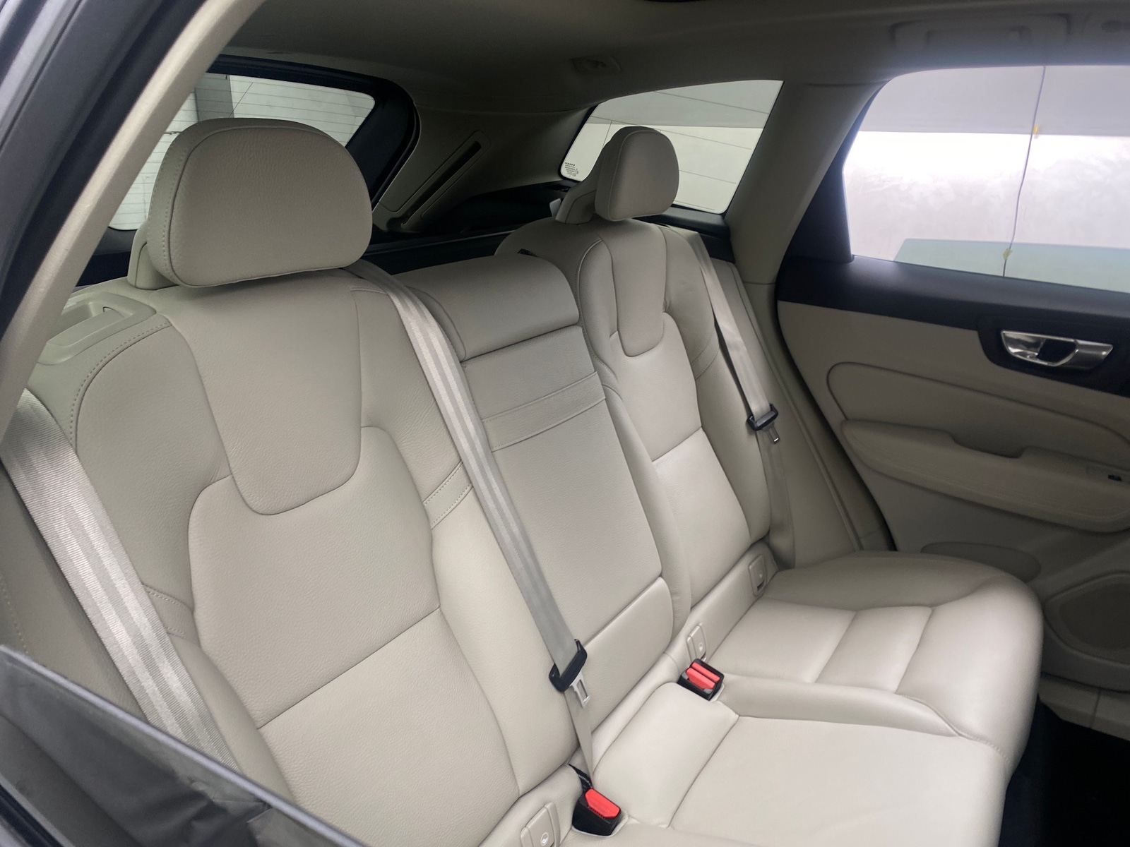 Thumbnail: 2018 Volvo XC60 - 5