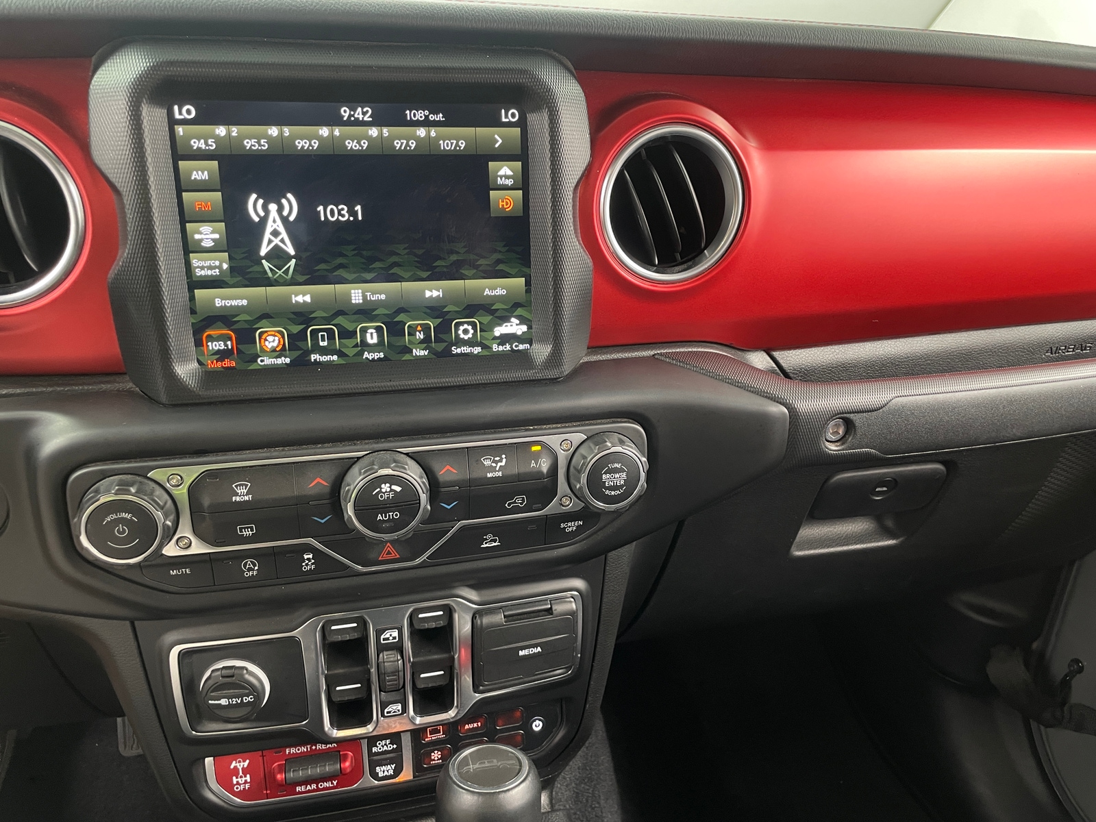 Thumbnail: 2022 Jeep Gladiator - 3