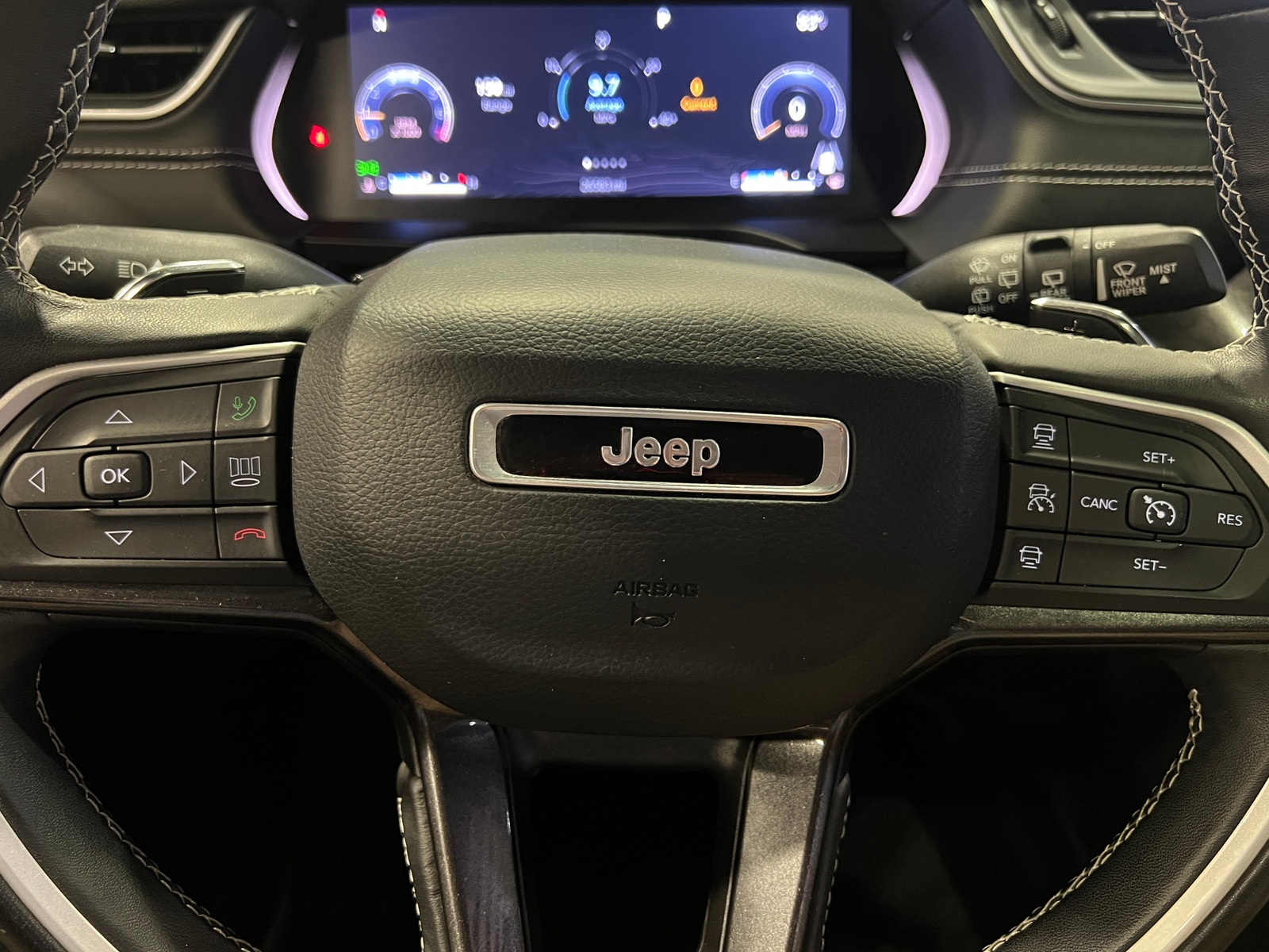 Thumbnail: 2022 Jeep Grand Cherokee L - 5