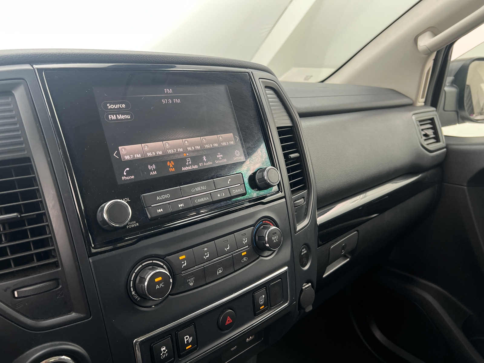 Thumbnail: 2023 Nissan Titan - 4