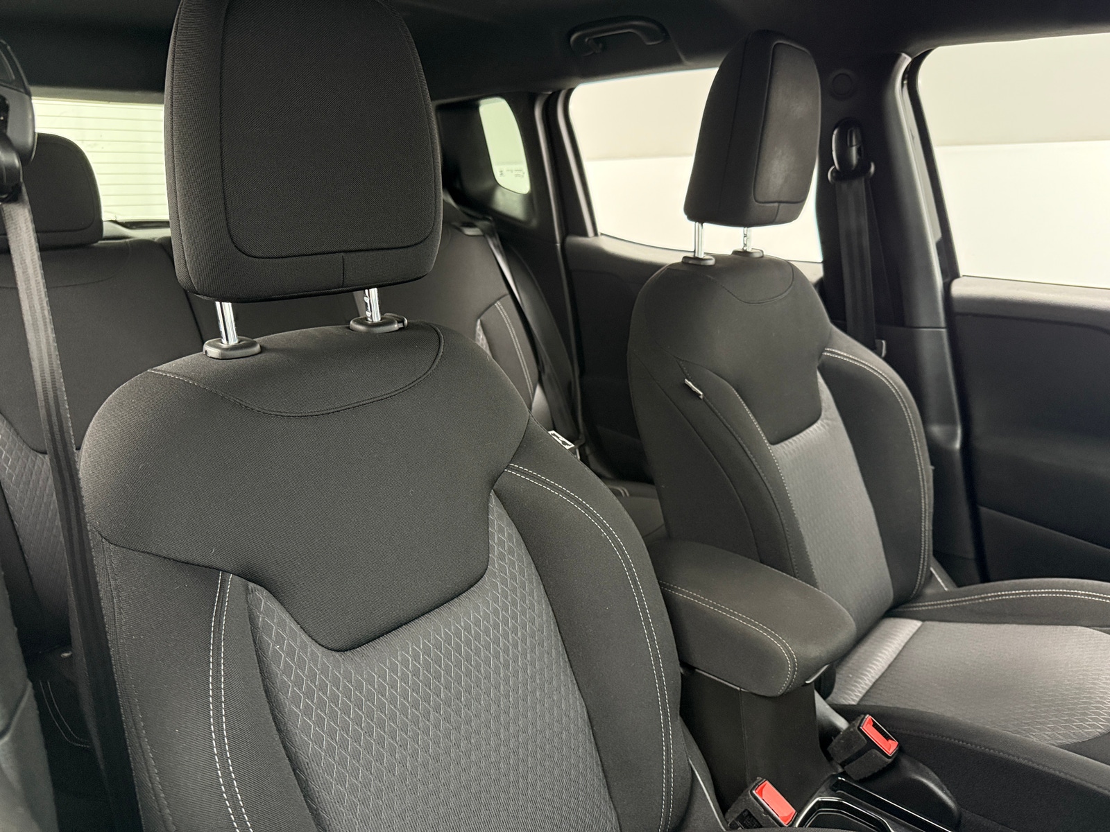 Thumbnail: 2021 Jeep Renegade - 2