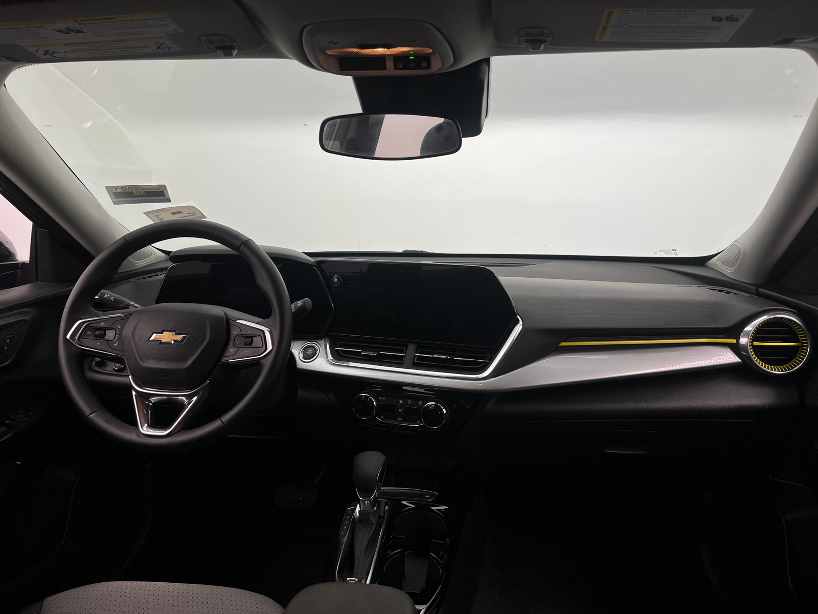 Thumbnail: 2024 Chevrolet Trax - 3