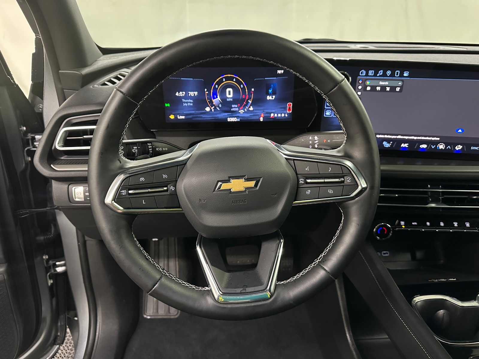 Thumbnail: 2025 Chevrolet Traverse - 5