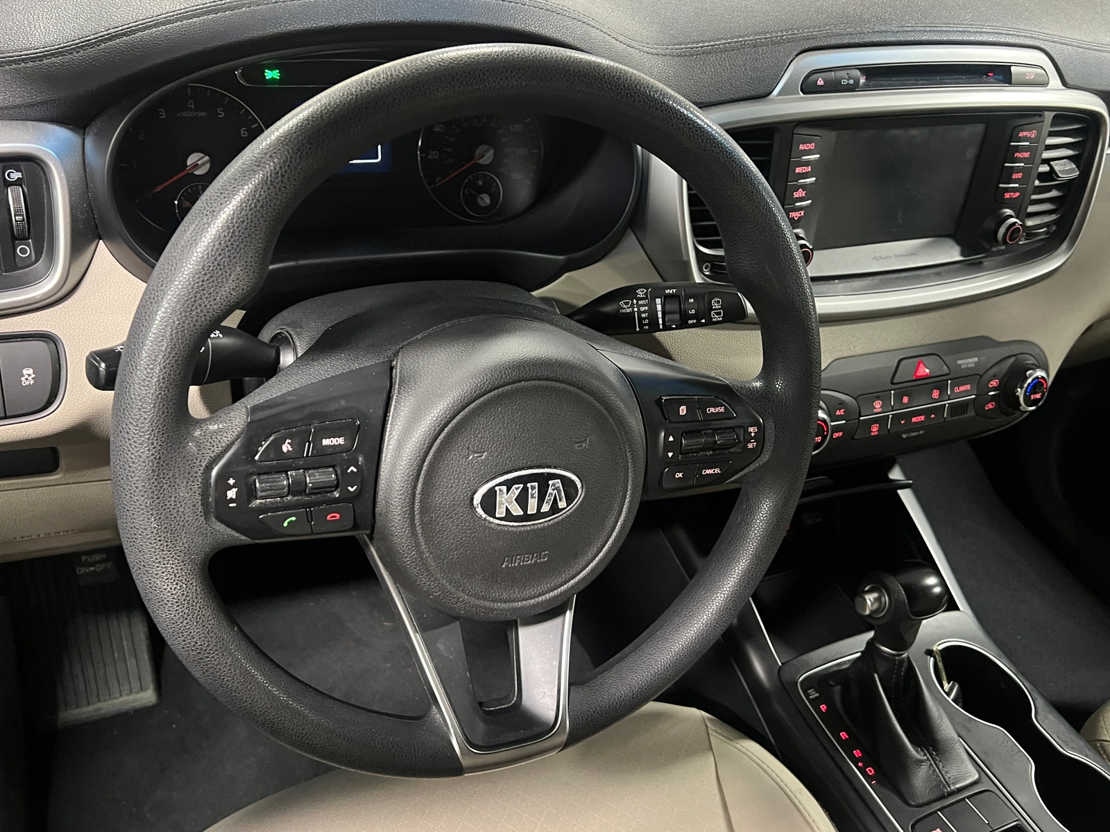 Thumbnail: 2018 Kia Sorento - 5