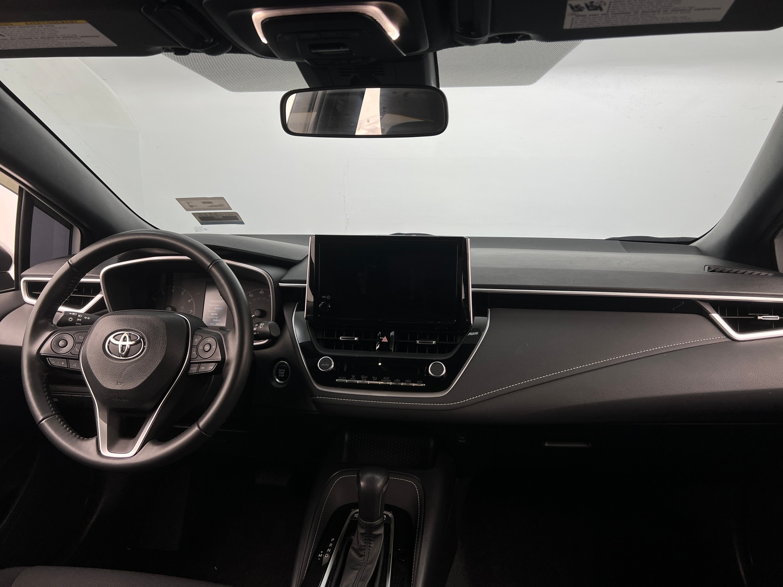 Thumbnail: 2023 Toyota Corolla - 3