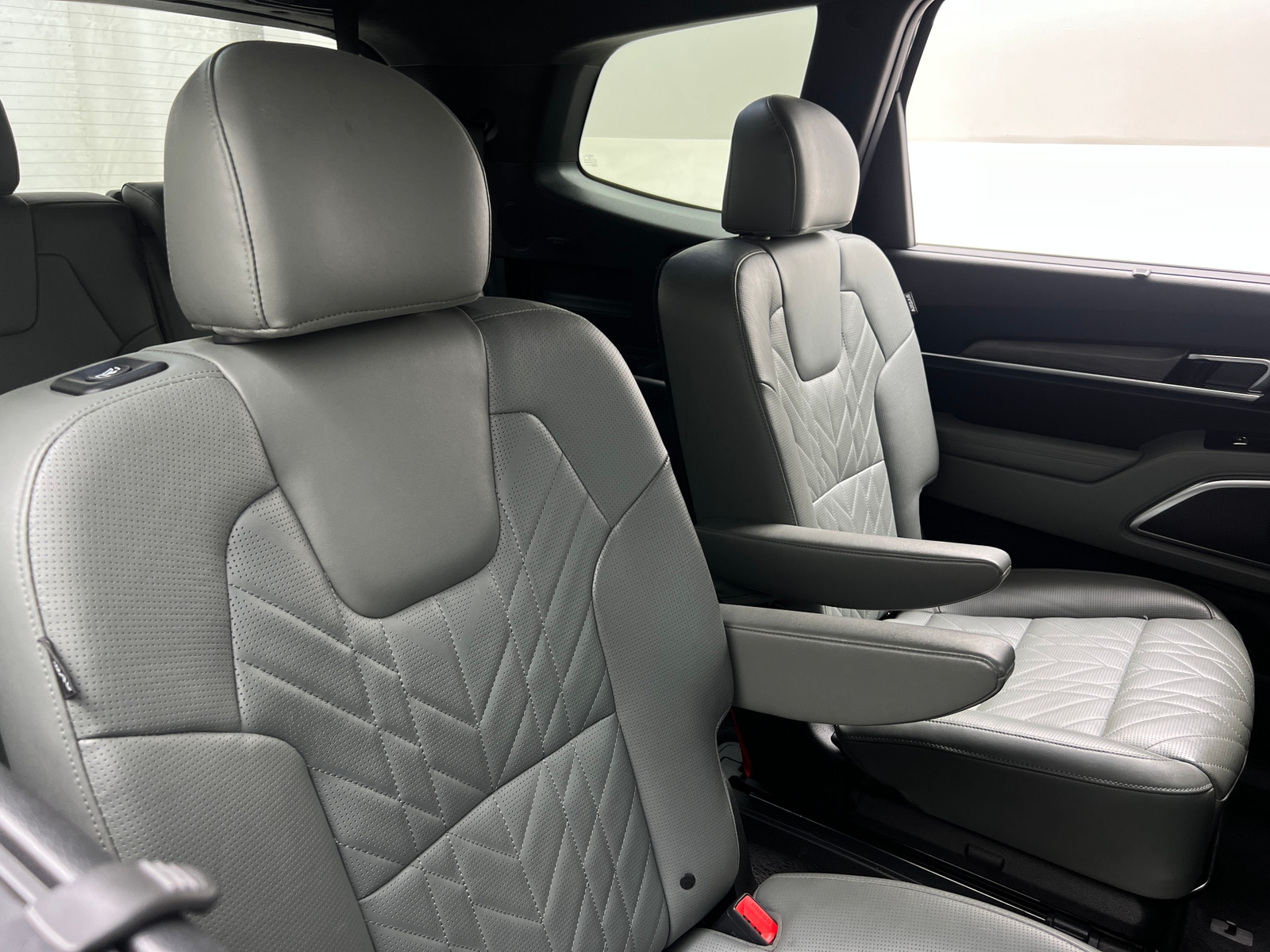 Thumbnail: 2023 Kia Telluride - 5