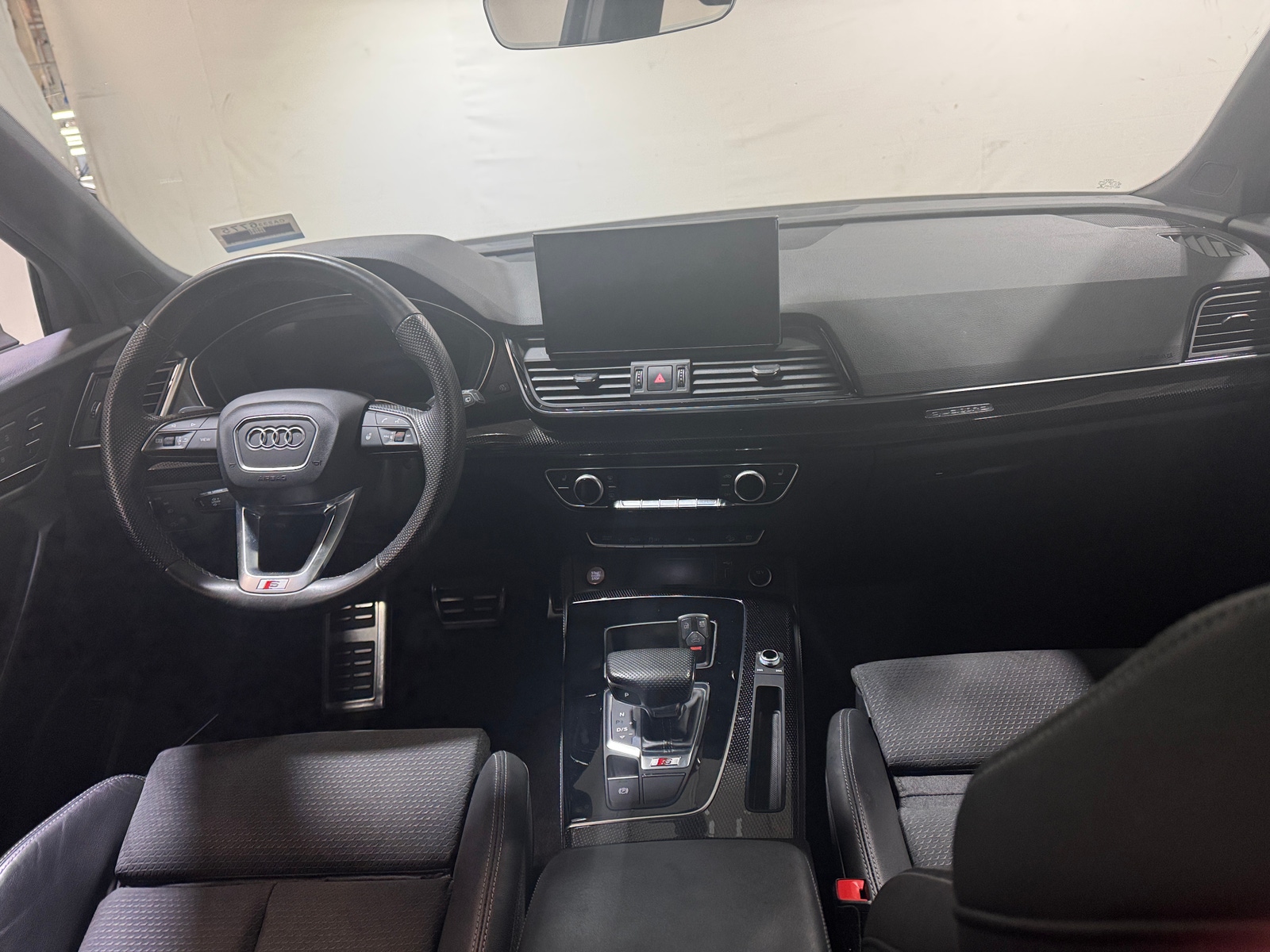 Thumbnail: 2022 Audi SQ5 - 2