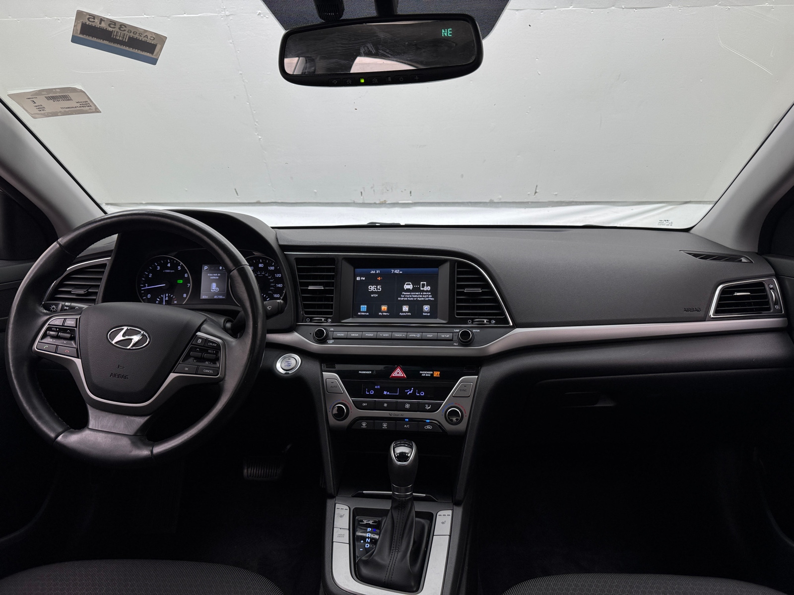 Thumbnail: 2018 Hyundai Elantra - 3