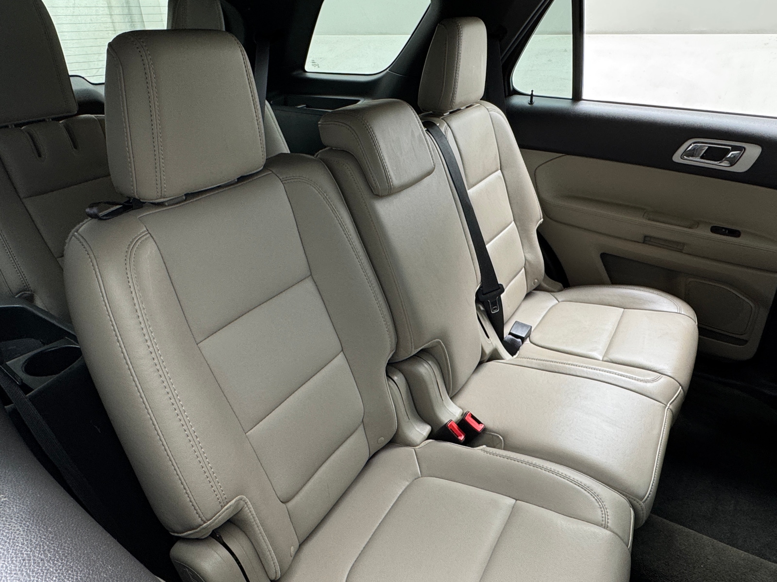 Thumbnail: 2013 Ford Explorer - 5