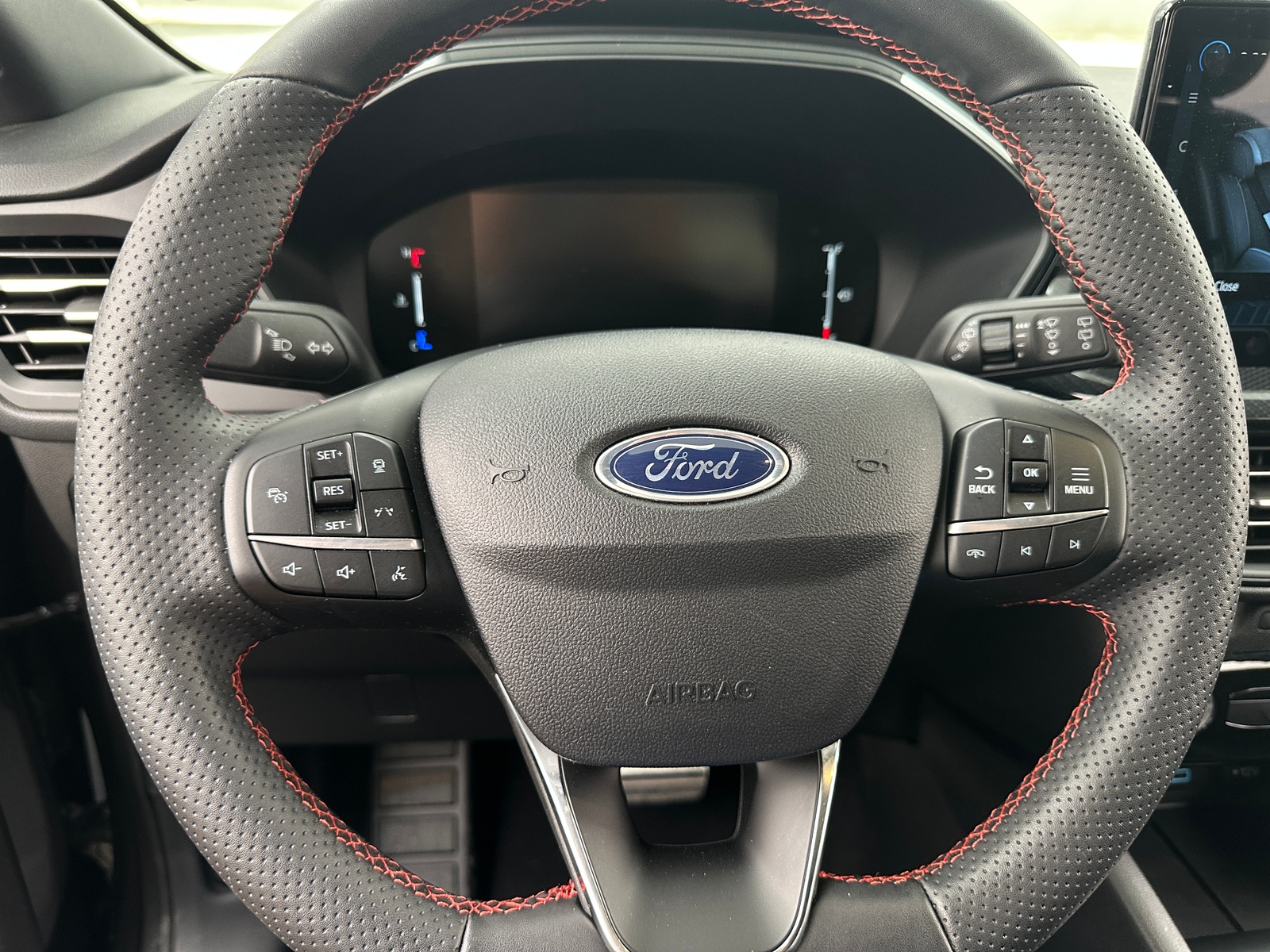 Thumbnail: 2023 Ford Escape - 5