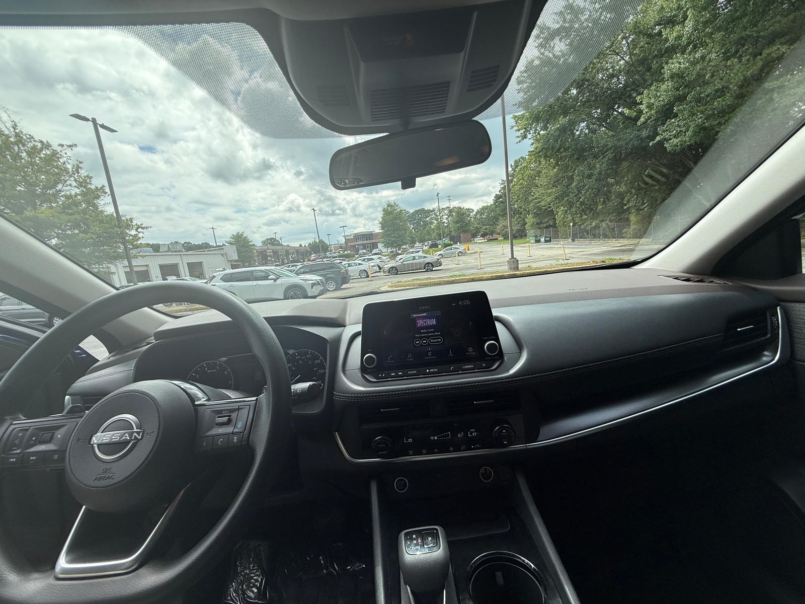 Thumbnail: 2023 Nissan Rogue - 3