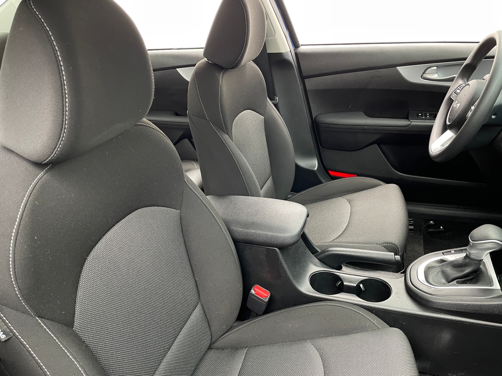 Thumbnail: 2023 Kia Forte - 2