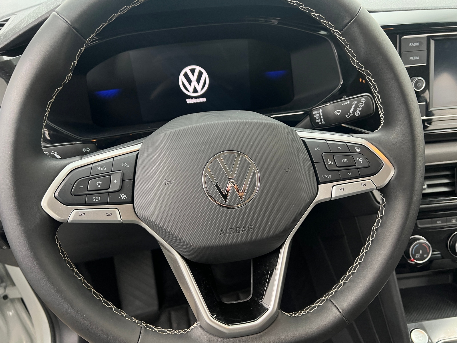 Thumbnail: 2024 Volkswagen Taos - 5