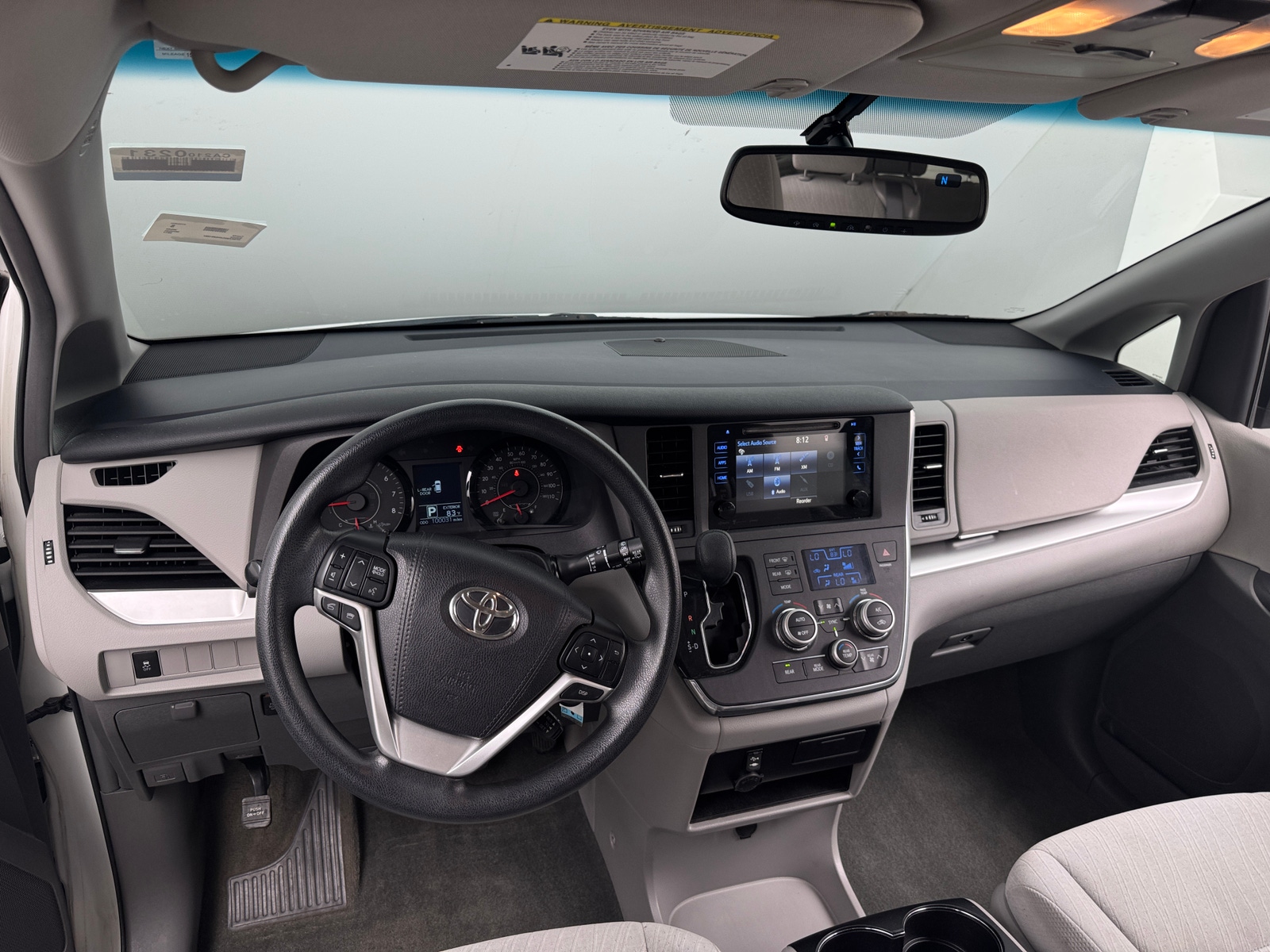 Thumbnail: 2017 Toyota Sienna - 3