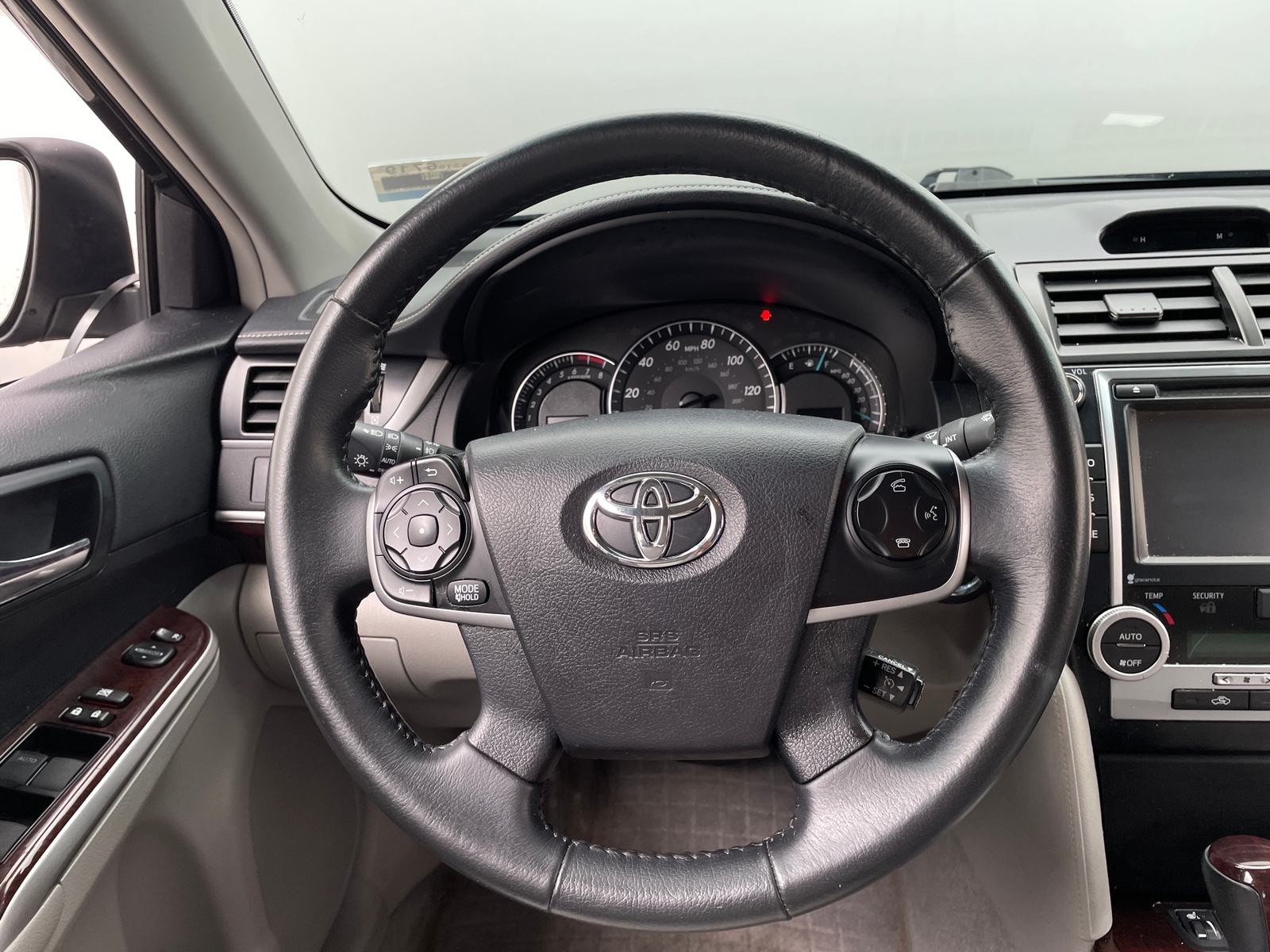 Thumbnail: 2014 Toyota Camry - 4