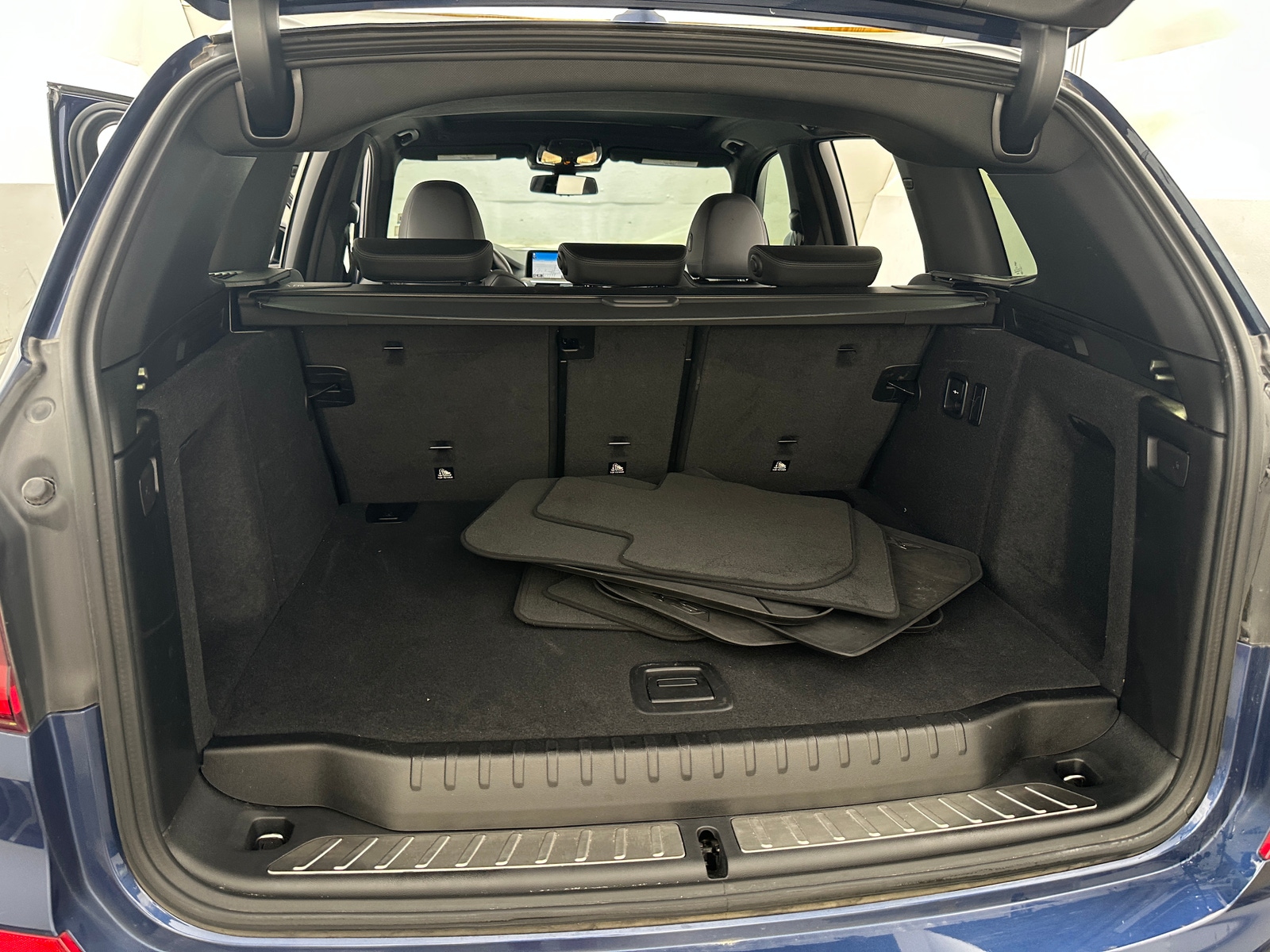 Thumbnail: 2021 BMW X3 - 6