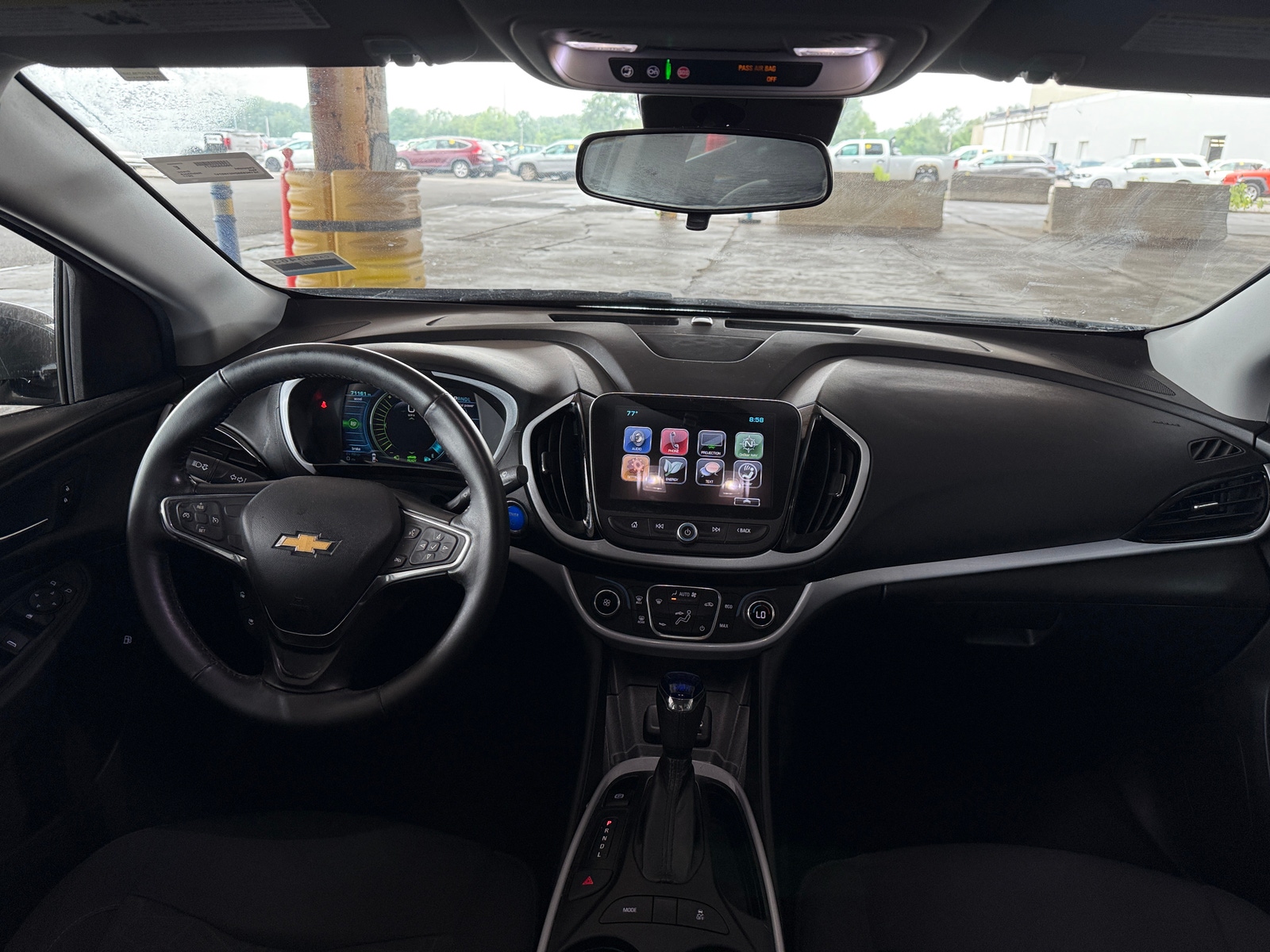 Thumbnail: 2017 Chevrolet Volt - 3