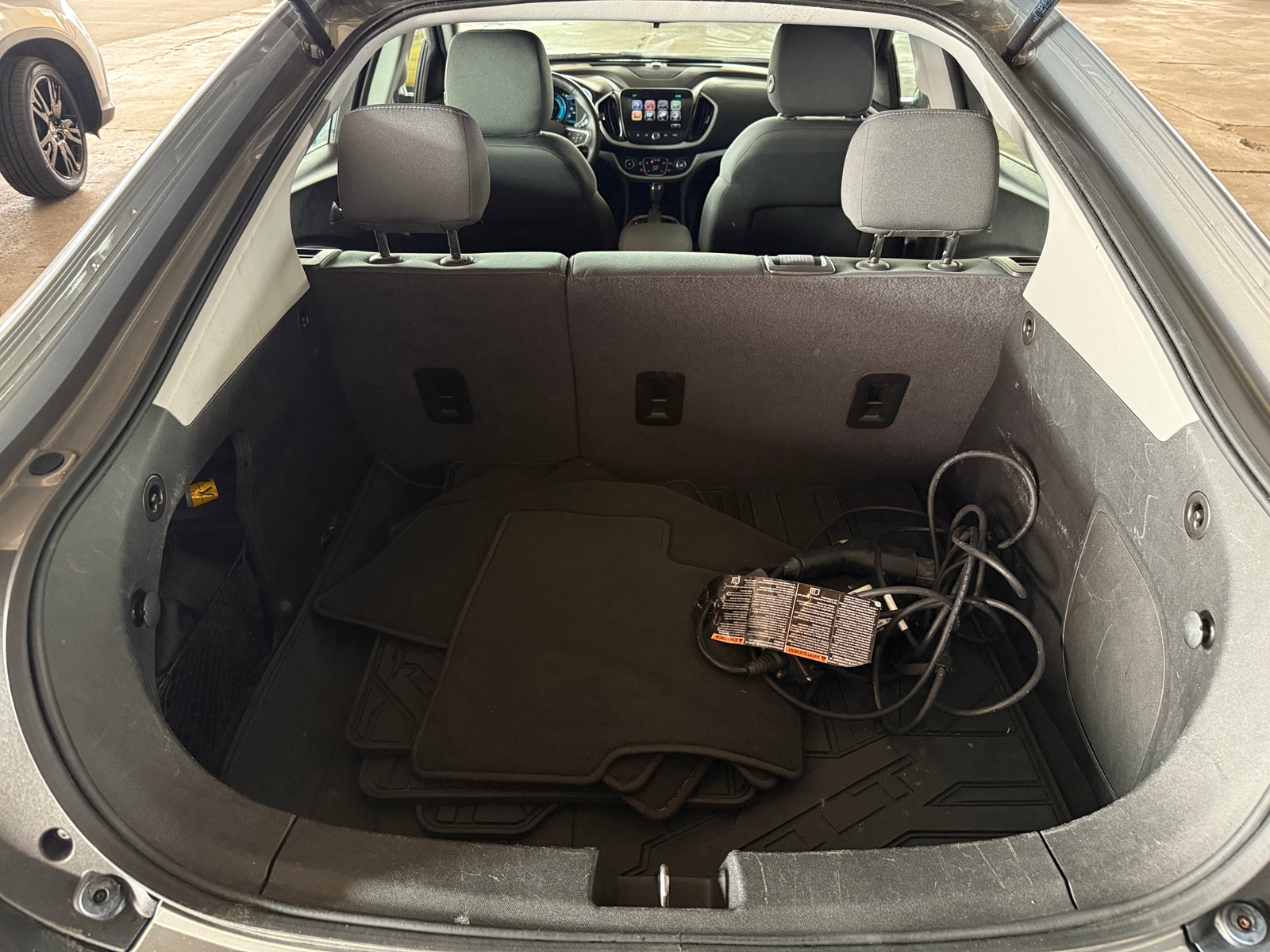Thumbnail: 2017 Chevrolet Volt - 7