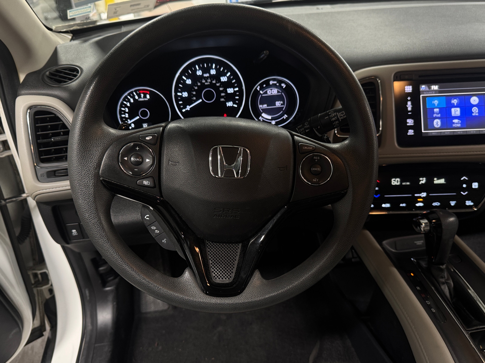 Thumbnail: 2016 Honda HR-V - 5
