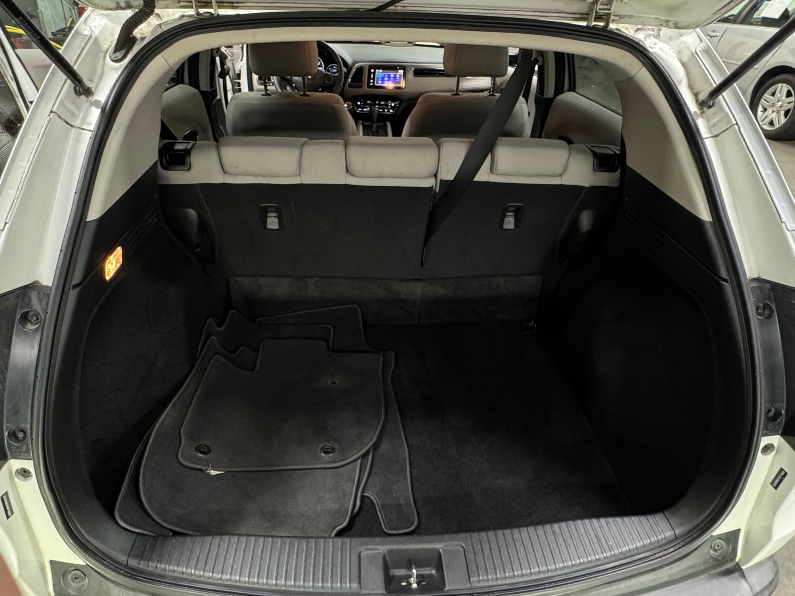 Thumbnail: 2016 Honda HR-V - 7