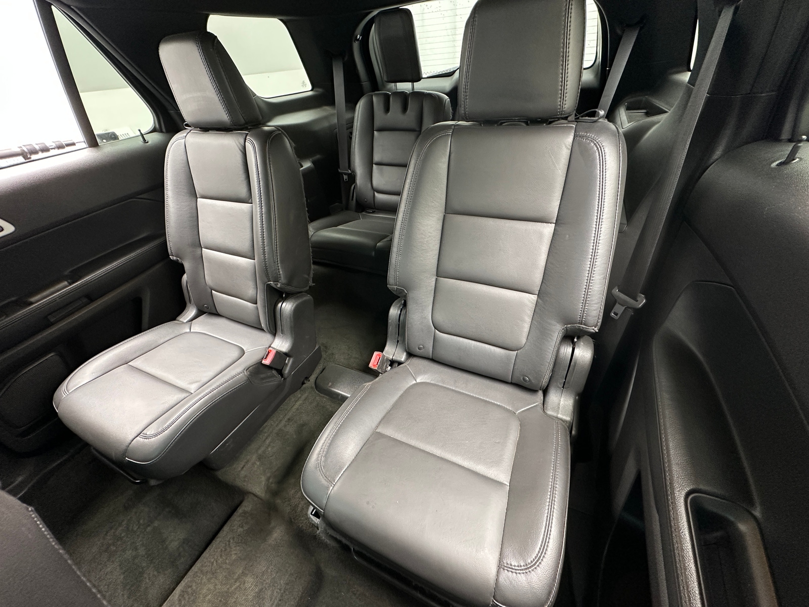 Thumbnail: 2015 Ford Explorer - 5