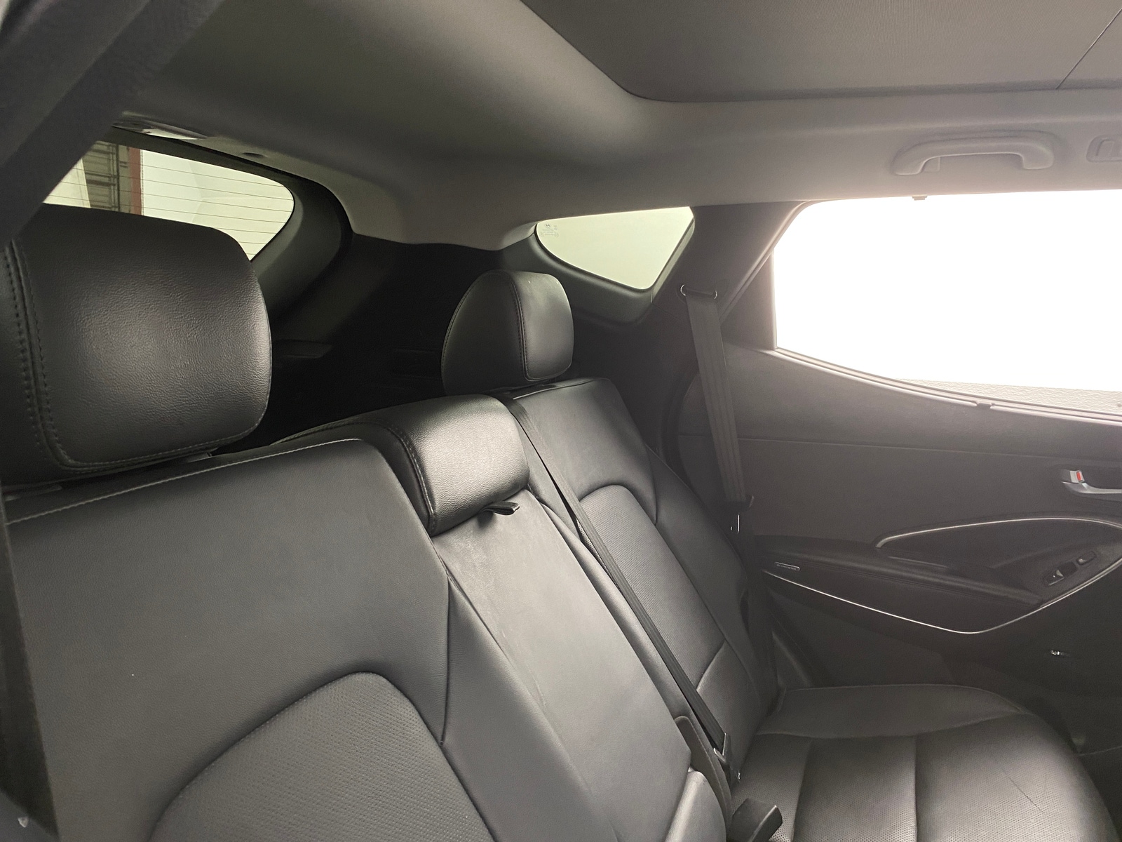 Thumbnail: 2018 Hyundai Santa Fe - 5