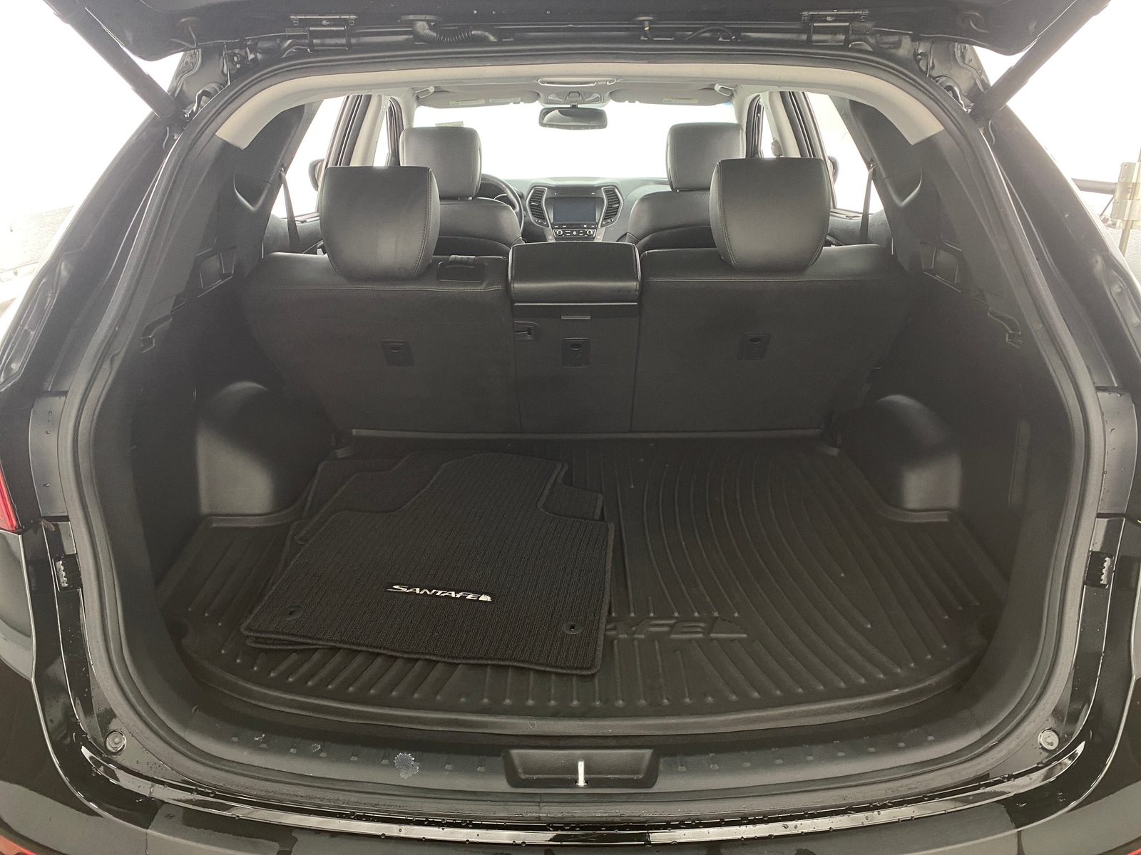 Thumbnail: 2018 Hyundai Santa Fe - 6