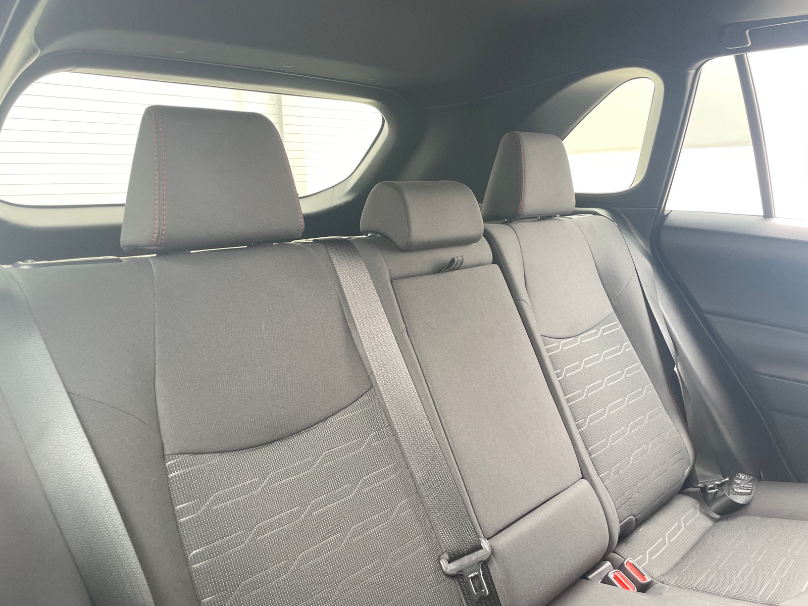 Thumbnail: 2021 Toyota RAV4 - 6