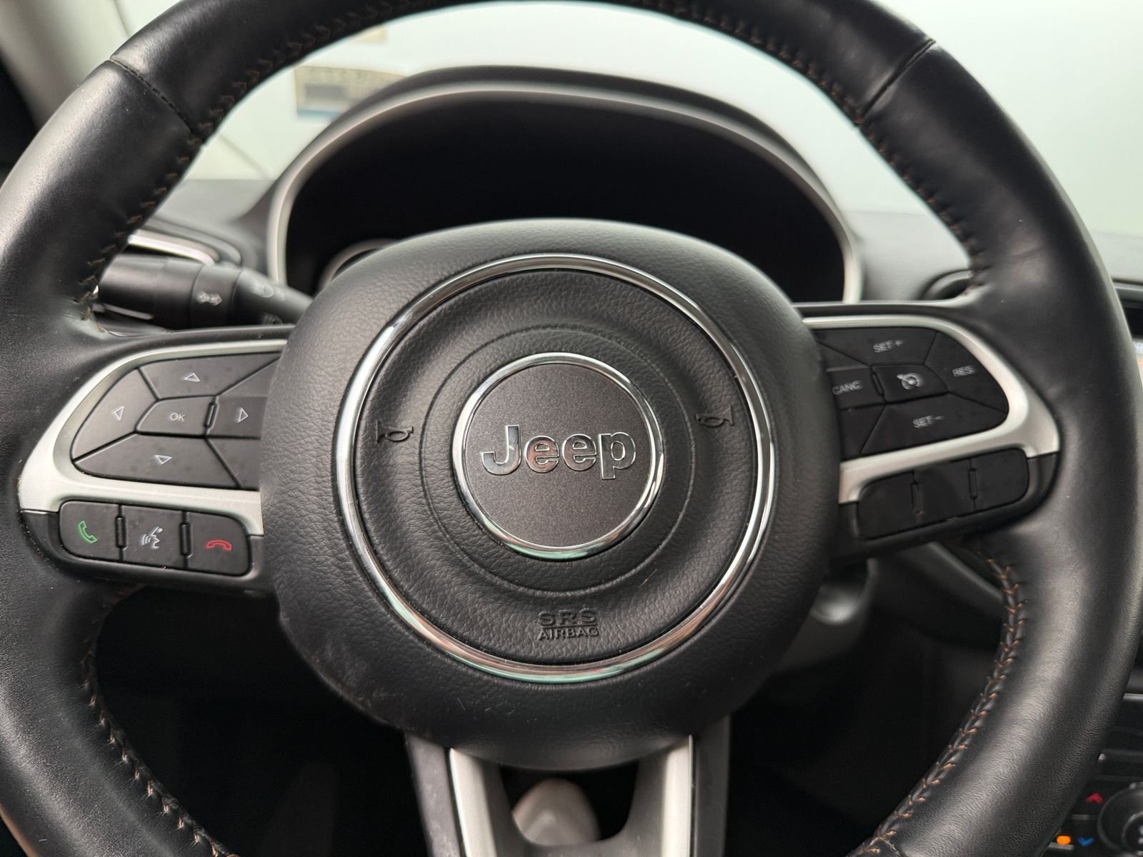 Thumbnail: 2018 Jeep Compass - 4