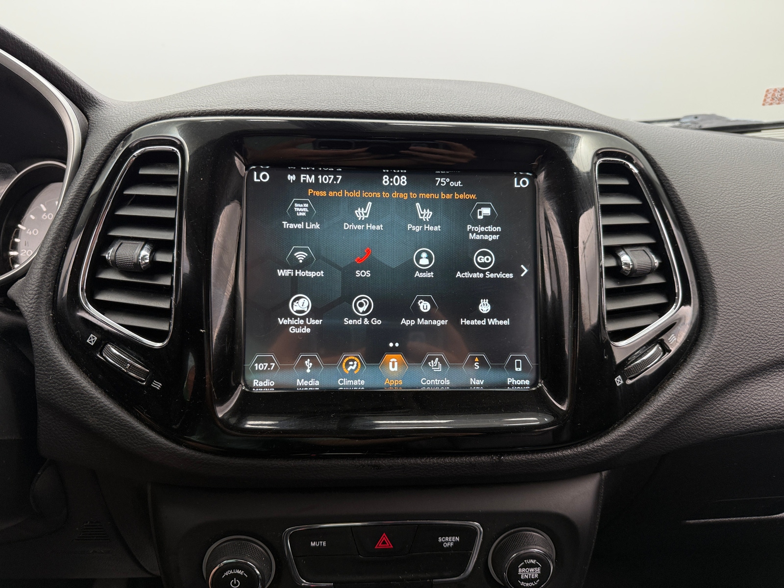 Thumbnail: 2018 Jeep Compass - 3