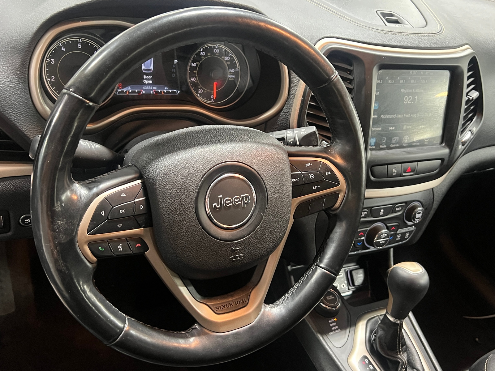 Thumbnail: 2018 Jeep Cherokee - 4