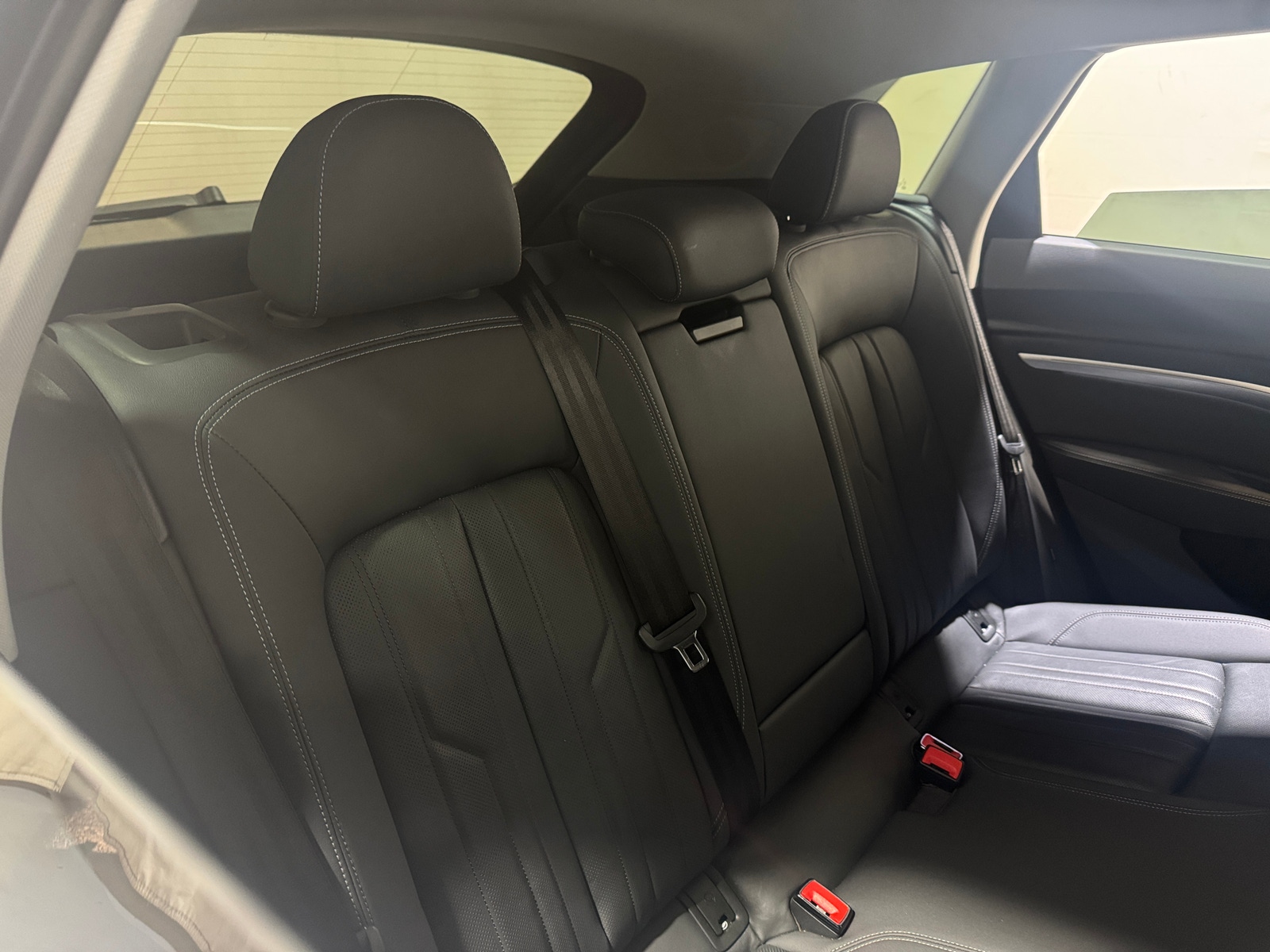 Thumbnail: 2019 Audi e-tron - 5