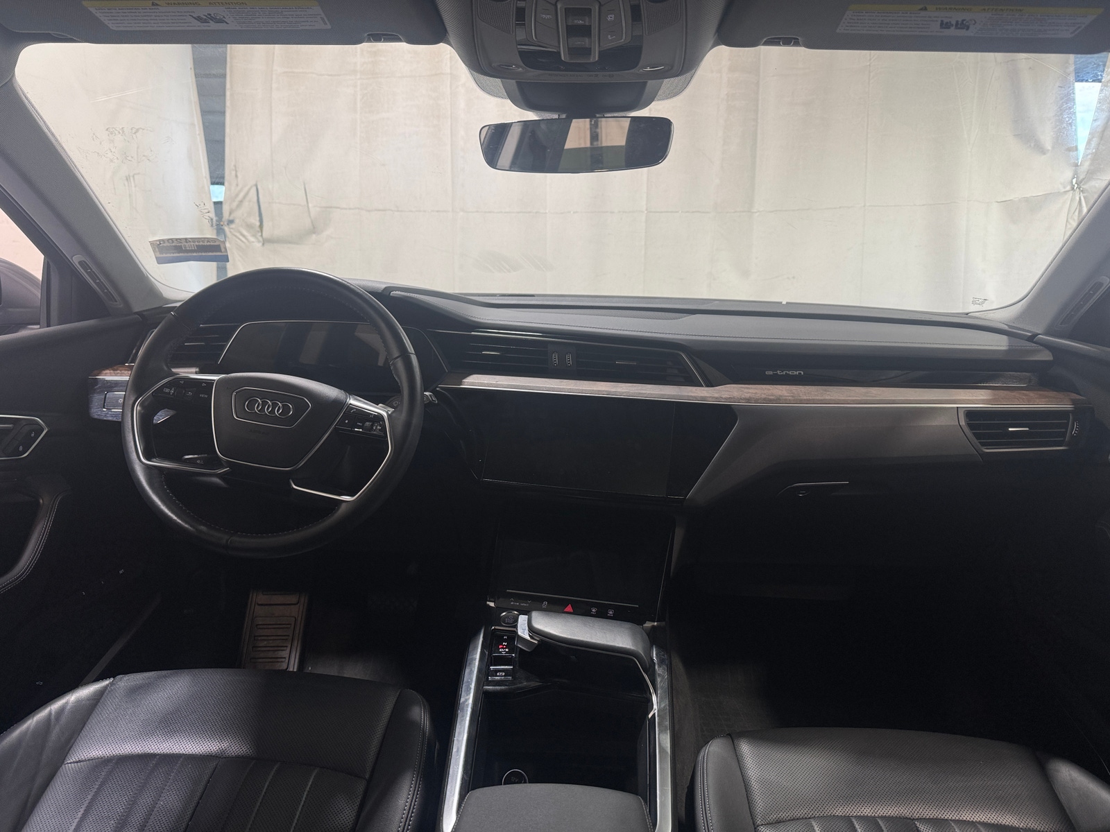 Thumbnail: 2019 Audi e-tron - 2